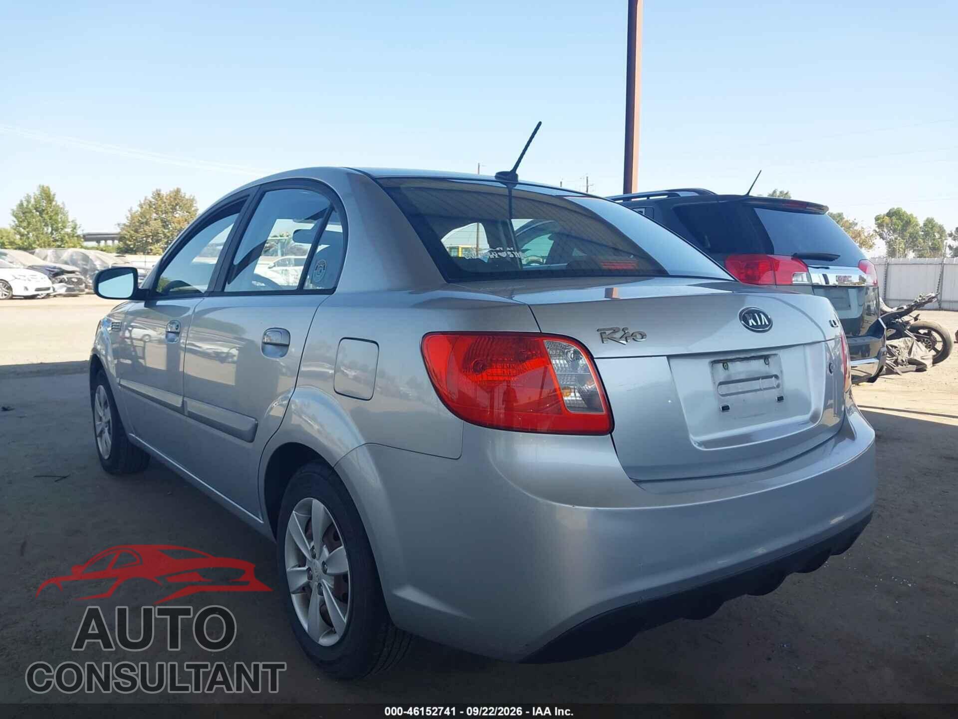 KIA RIO 2011 - KNADH4A39B6960439