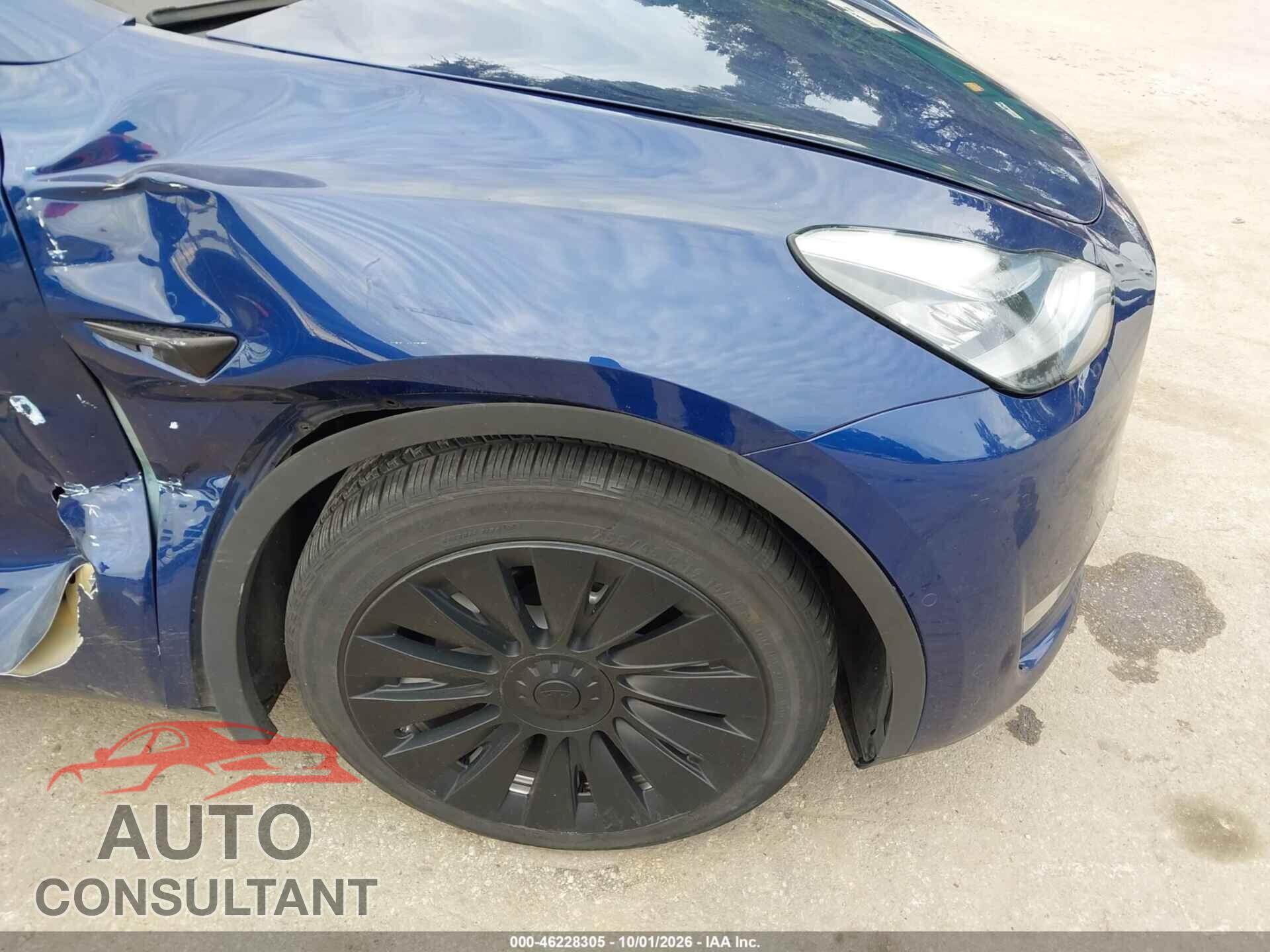 TESLA MODEL Y 2021 - 5YJYGDEE3MF213834