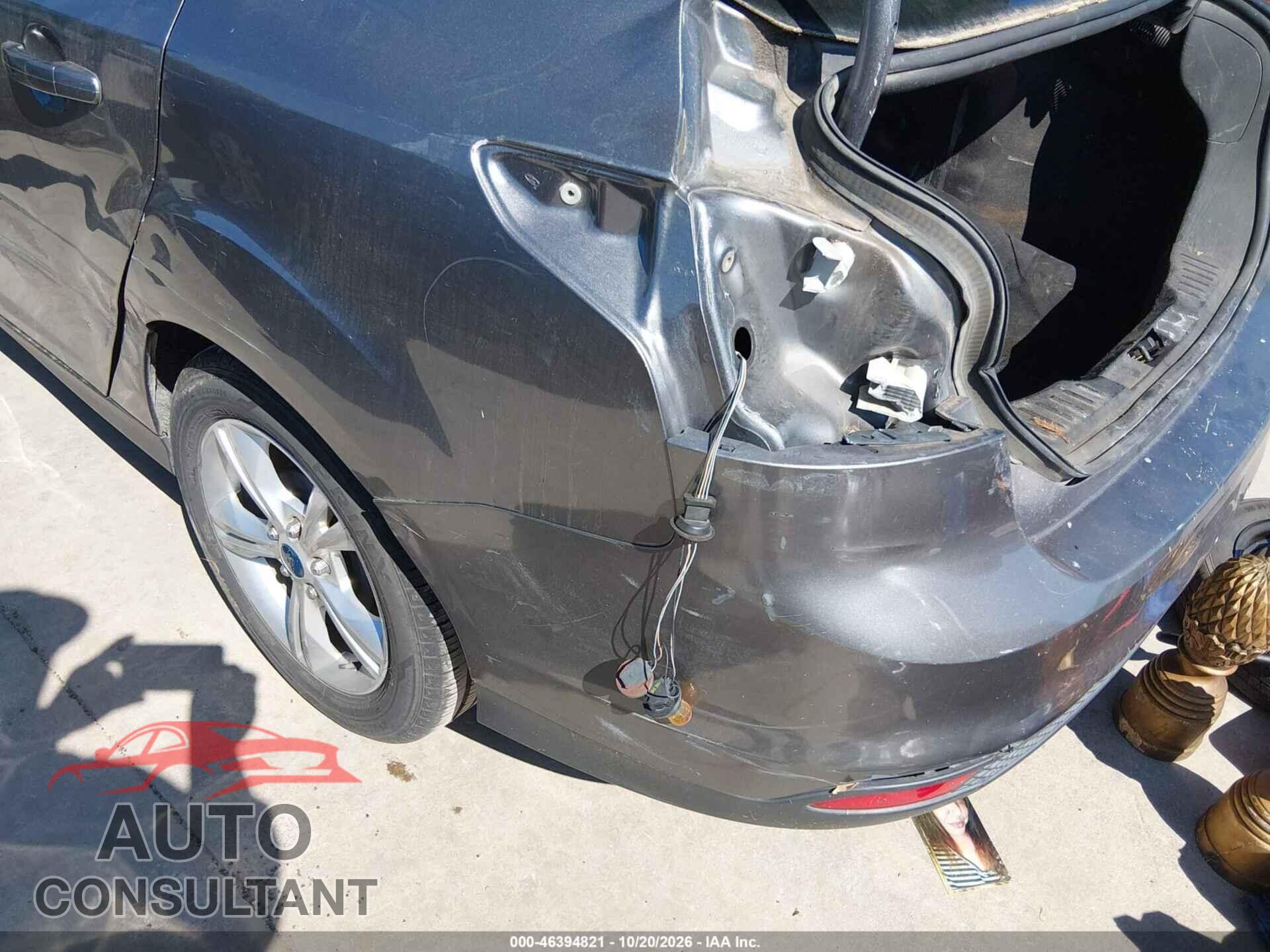 FORD FOCUS 2013 - 1FADP3F26DL307142