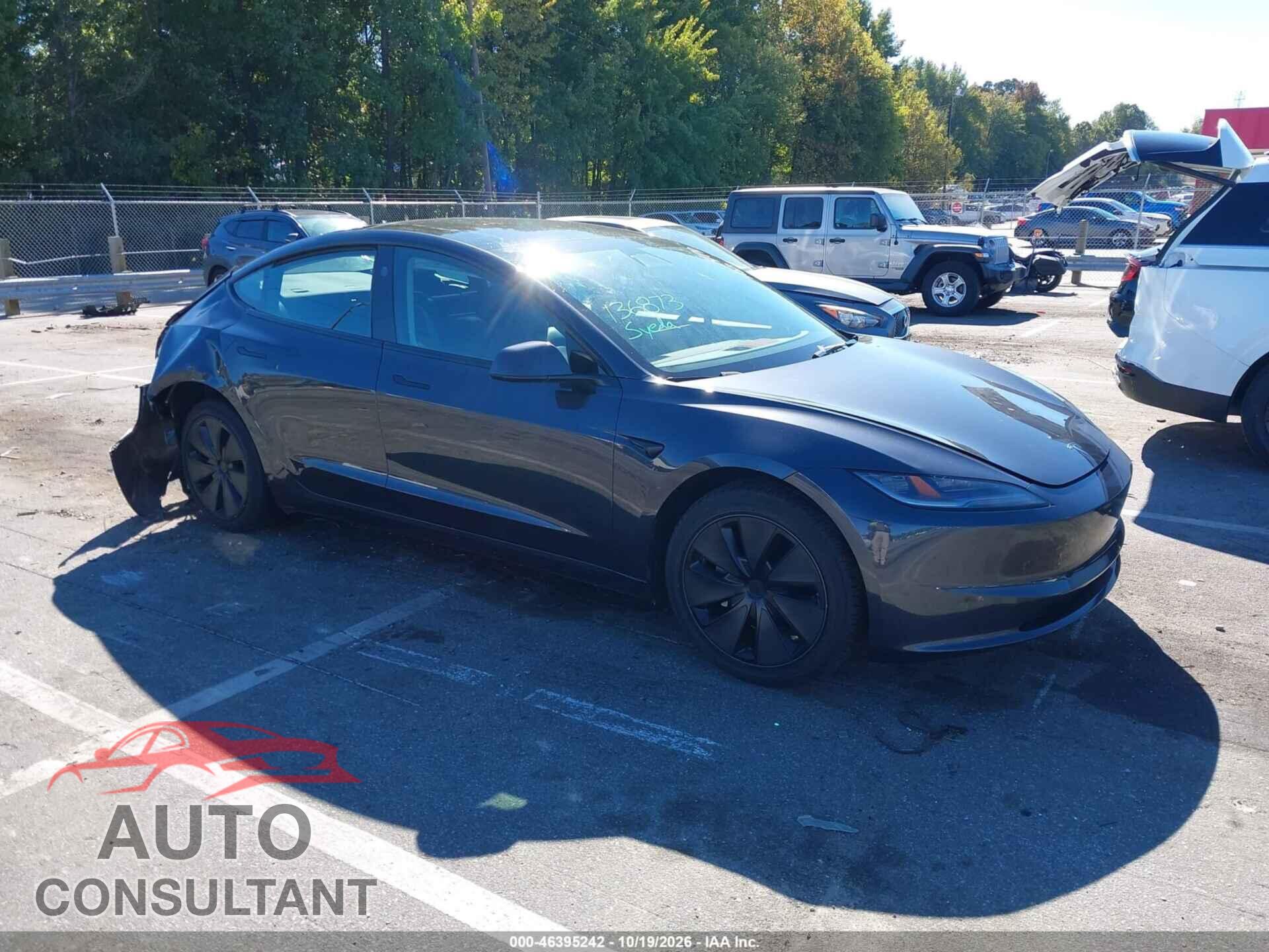 TESLA MODEL 3 2024 - 5YJ3E1EA2RF766574