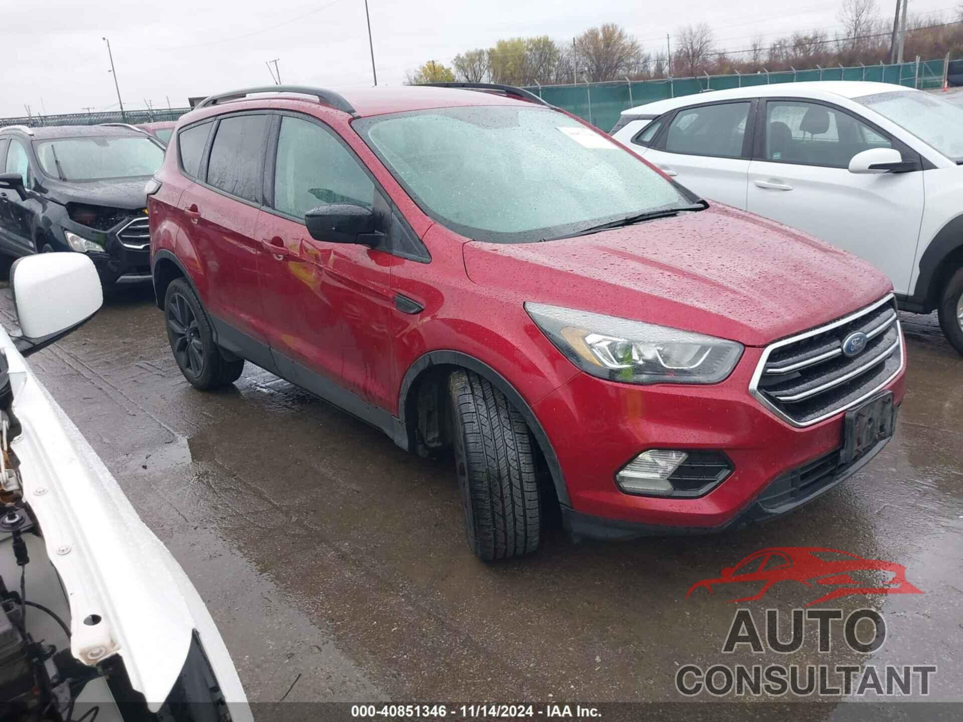 FORD ESCAPE 2018 - 1FMCU0GD5JUD03307