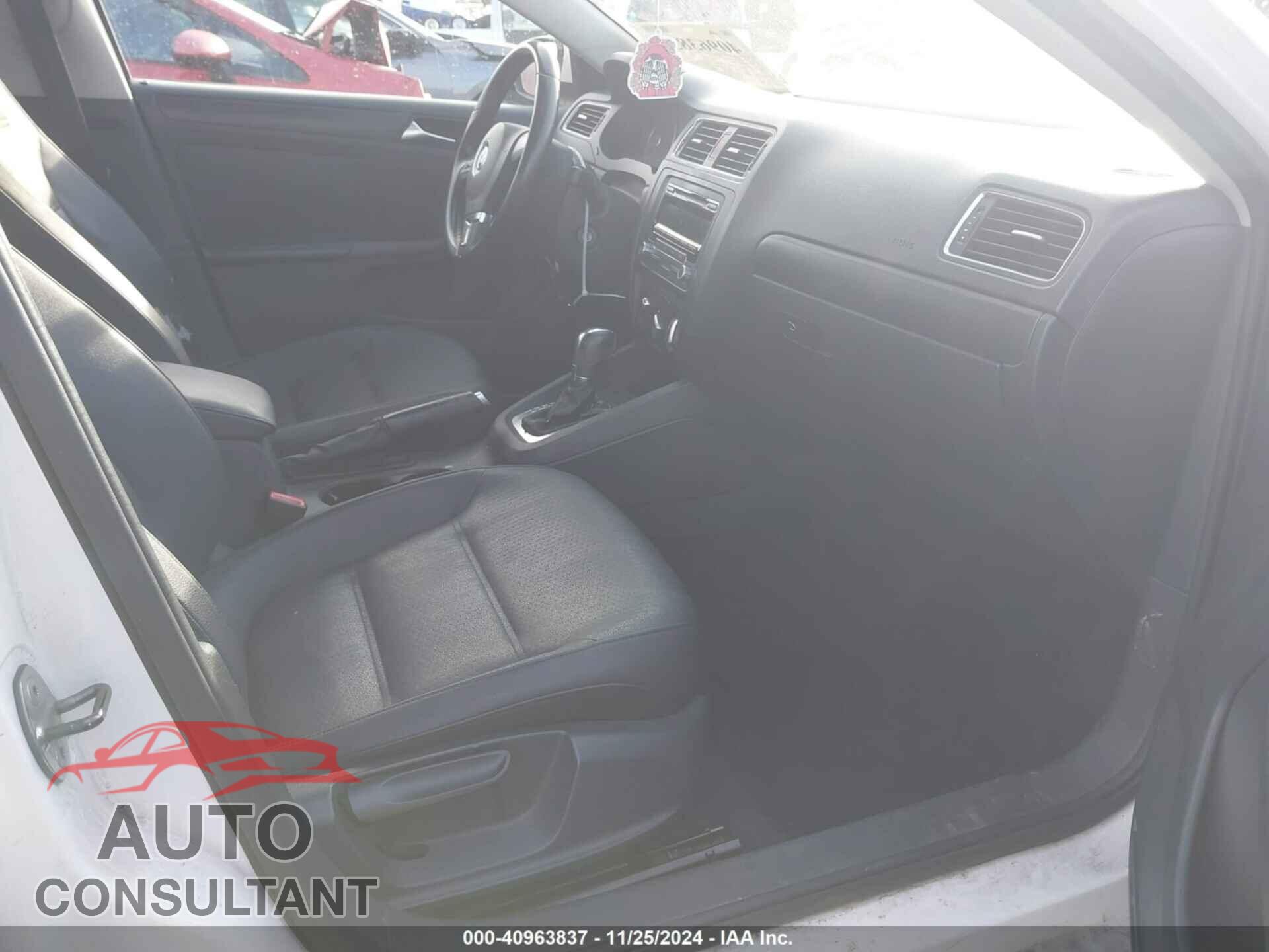 VOLKSWAGEN JETTA 2012 - 3VWDP7AJ7CM340807