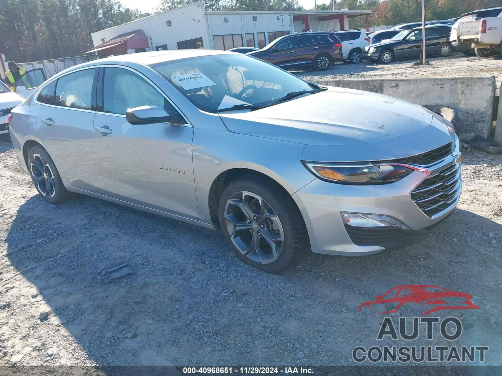 CHEVROLET MALIBU 2020 - 1G1ZD5ST5LF109564