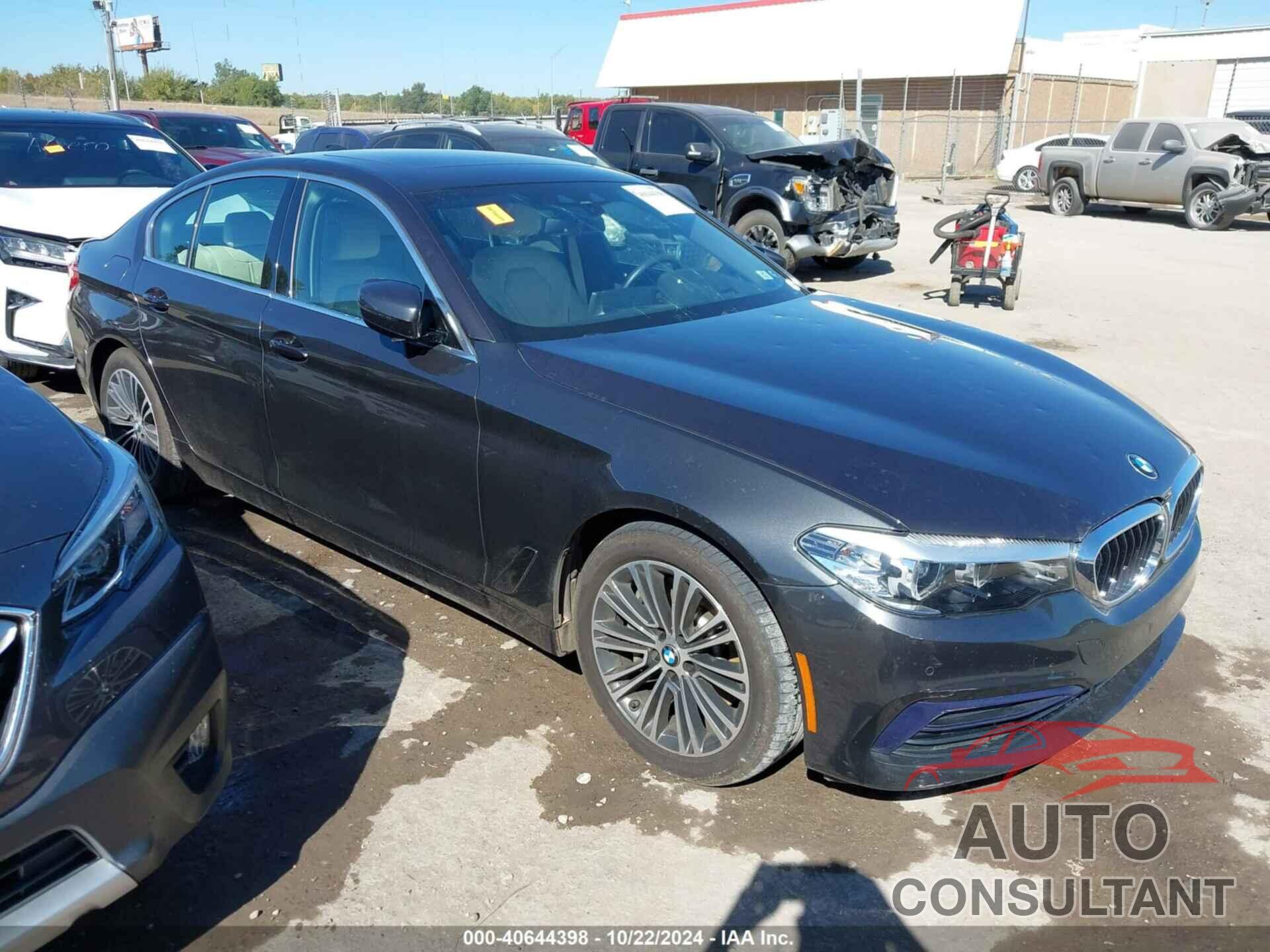 BMW 530I 2019 - WBAJA7C5XKWW40215