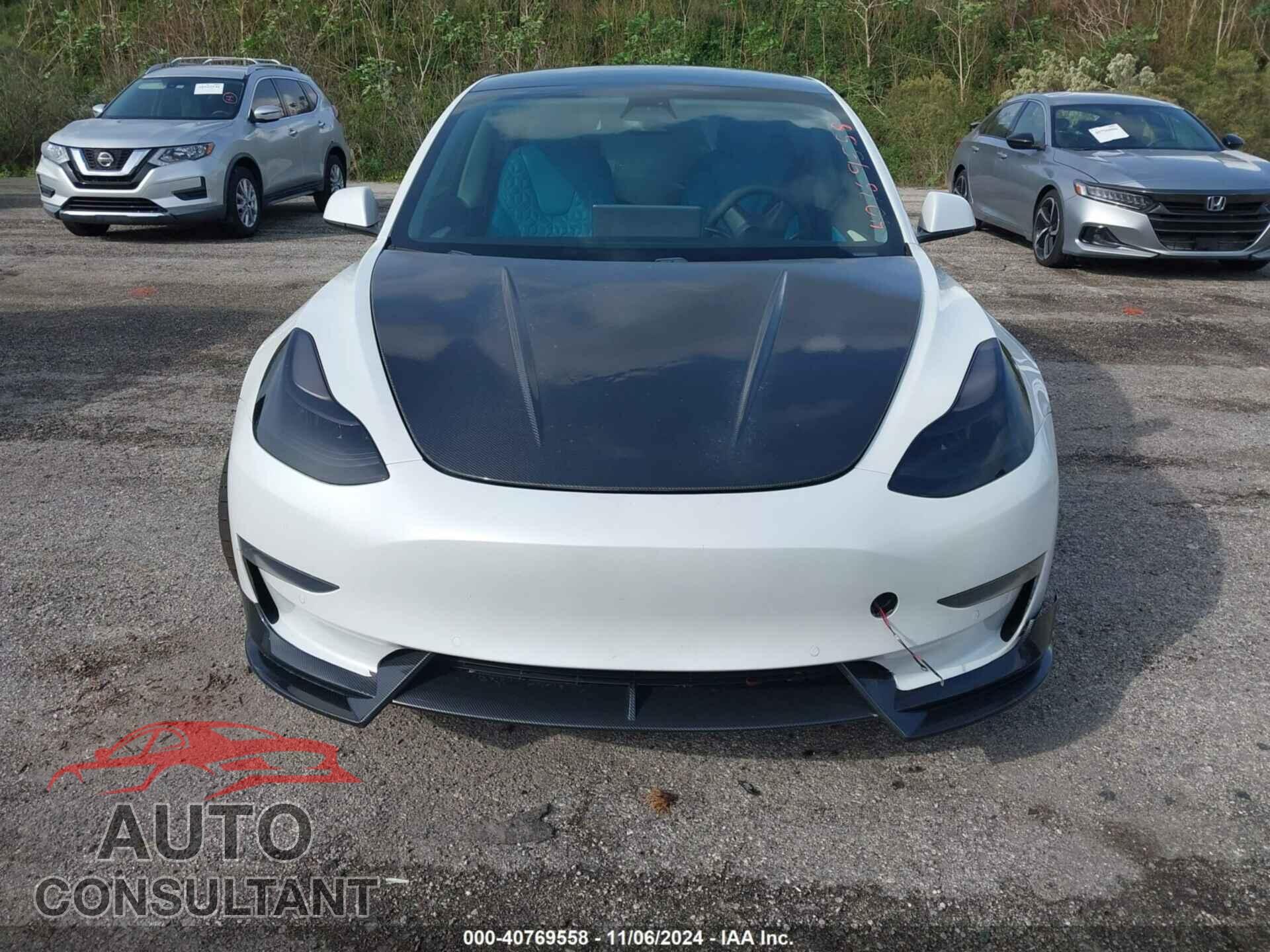 TESLA MODEL 3 2021 - 5YJ3E1EA4MF978448