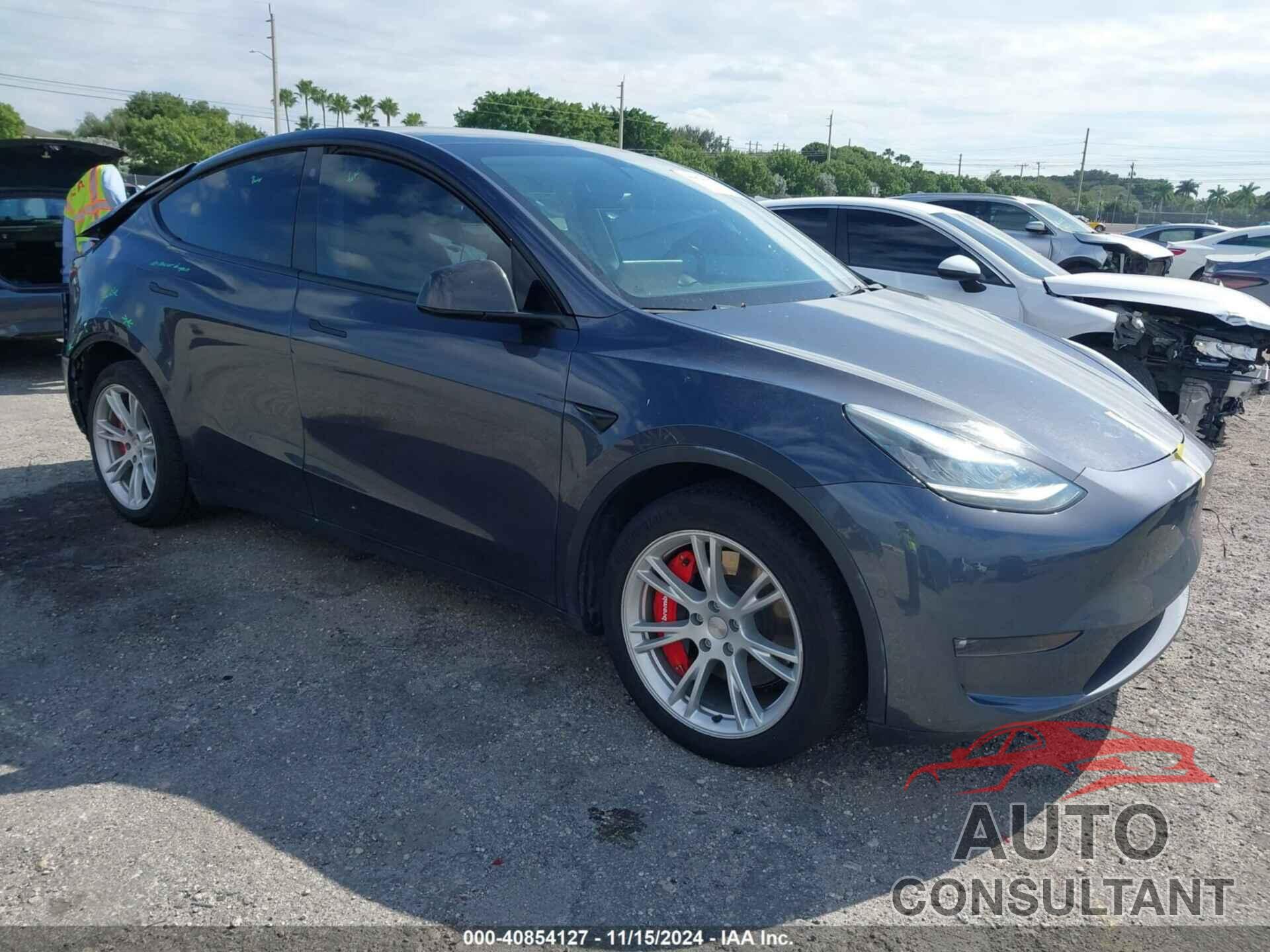 TESLA MODEL Y 2021 - 5YJYGDEE8MF262768