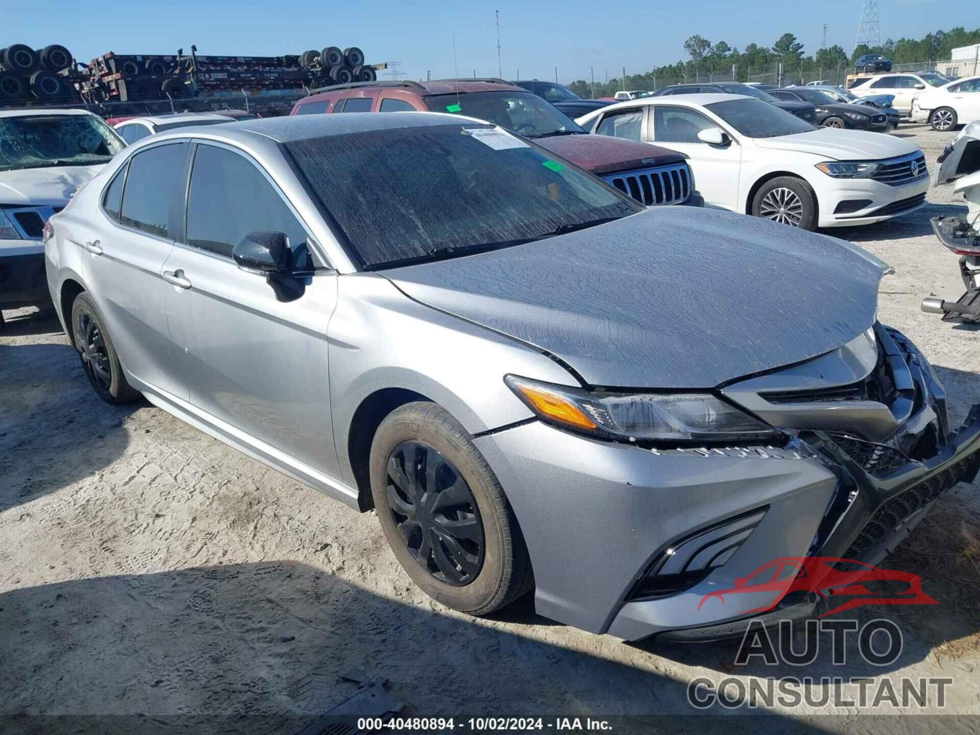 TOYOTA CAMRY 2018 - 4T1B11HK2JU615477