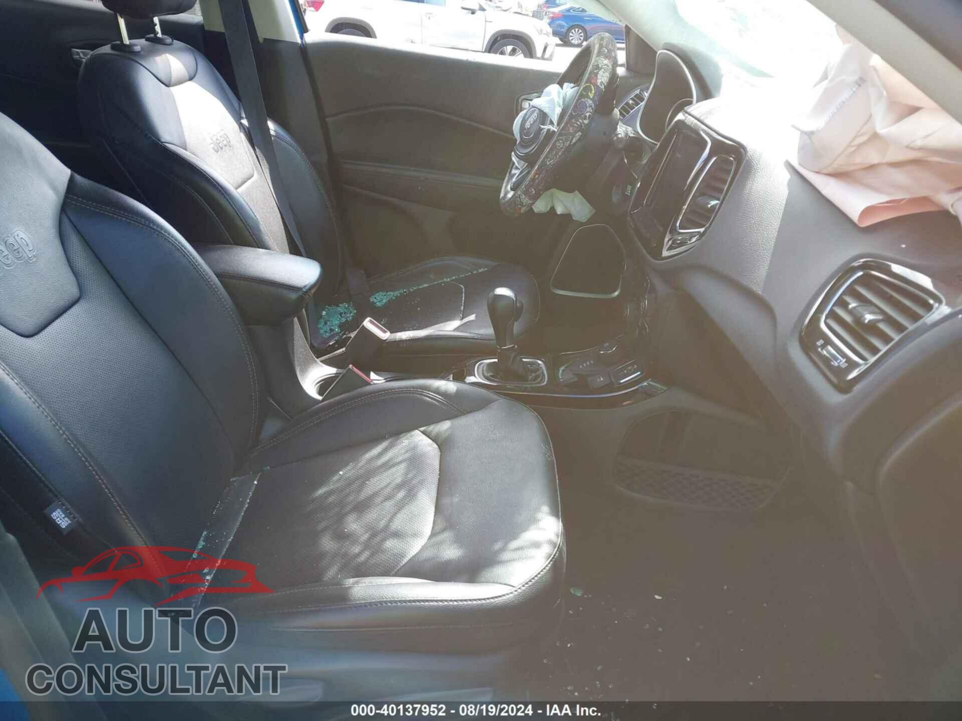 JEEP COMPASS 2020 - 3C4NJDCB4LT221938