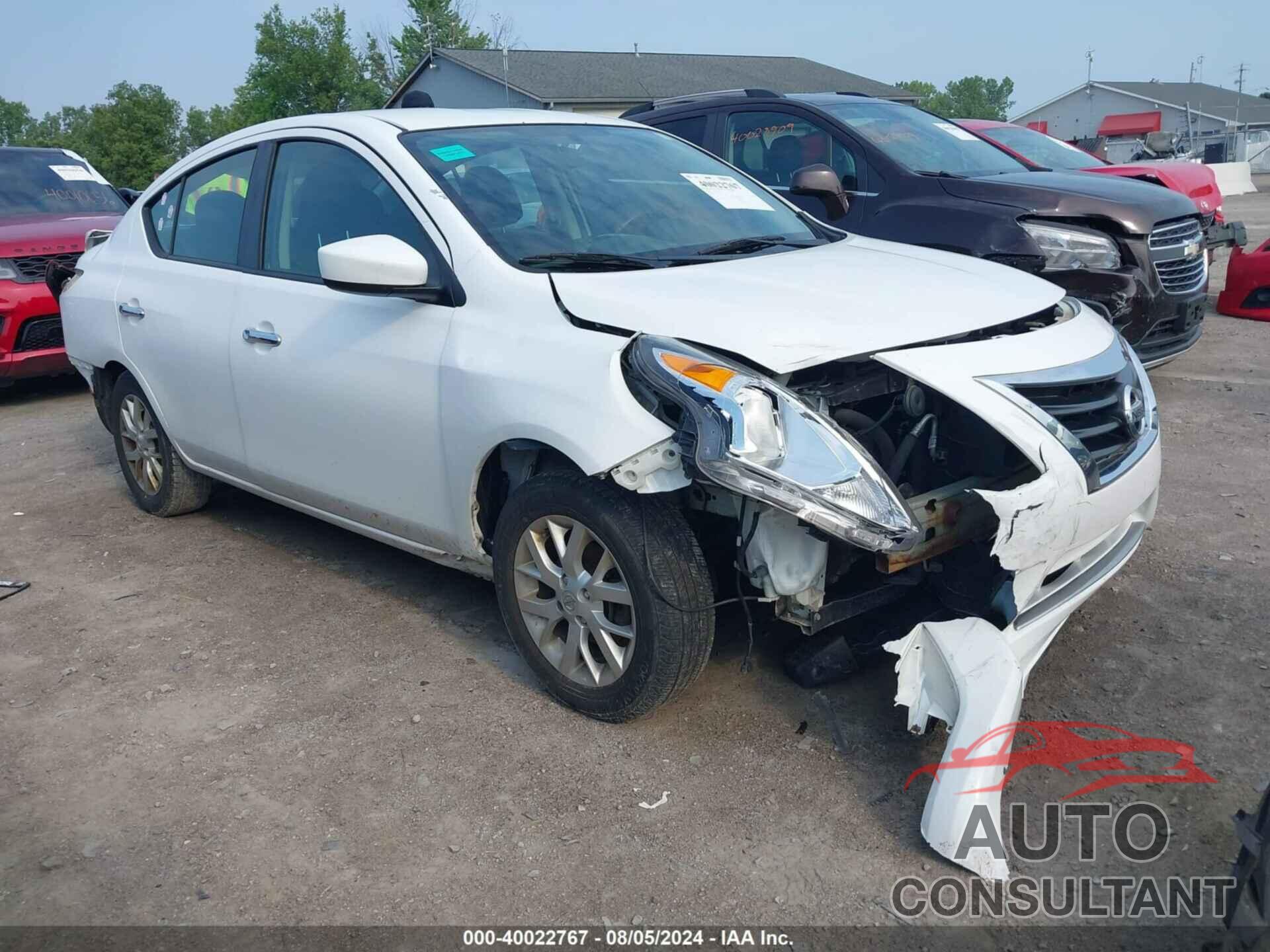 NISSAN VERSA 2018 - 3N1CN7AP5JL851124