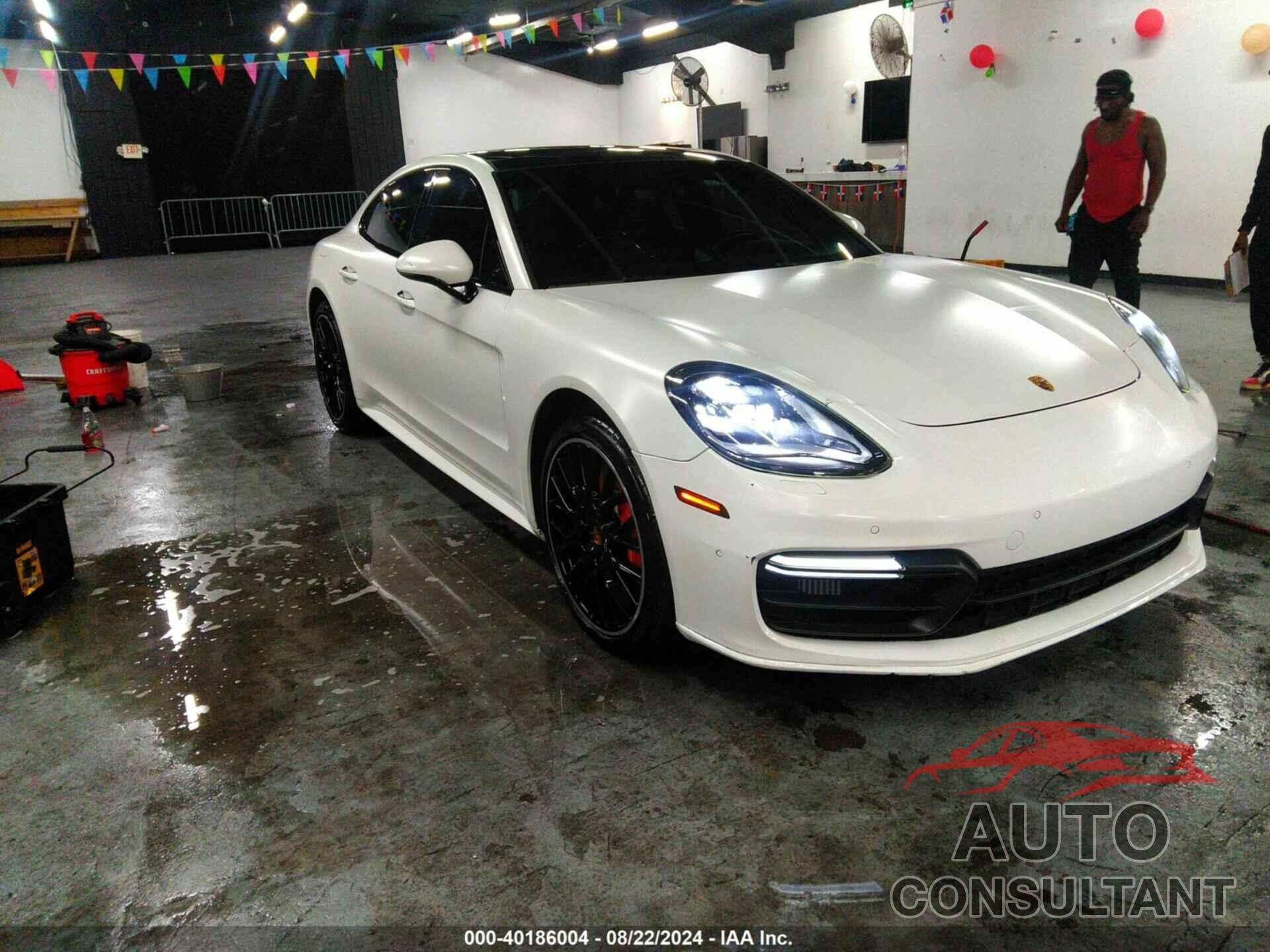 PORSCHE PANAMERA 2017 - WP0AF2A77HL151311