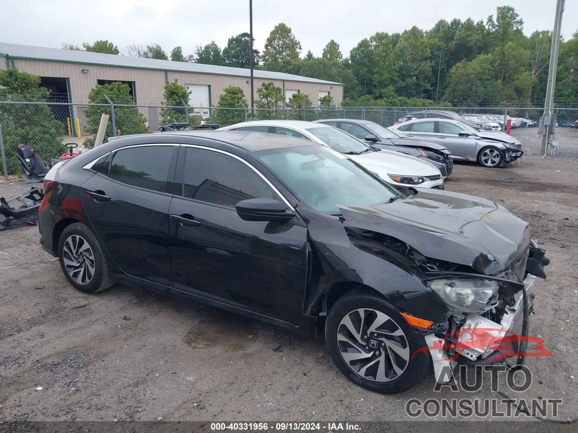 HONDA CIVIC 2018 - SHHFK7H26JU415831