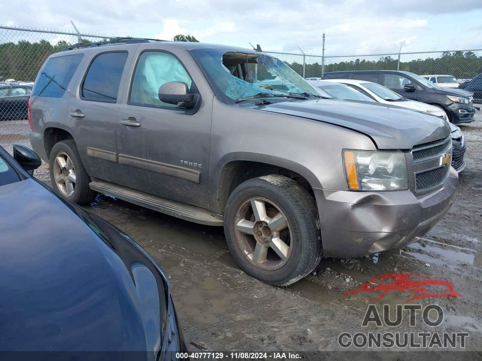 CHEVROLET TAHOE 2013 - 1GNSCBE05DR149100