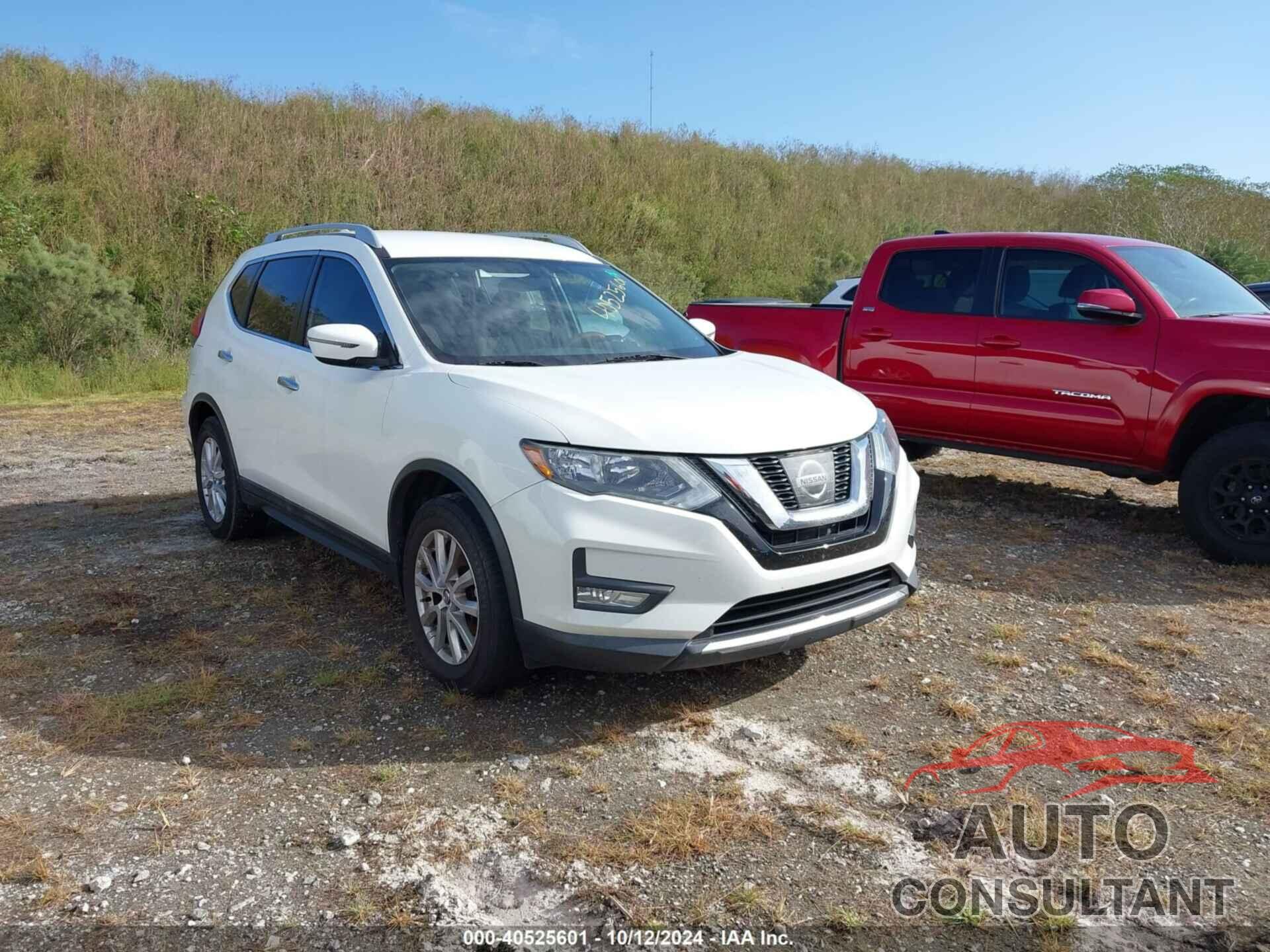 NISSAN ROGUE 2017 - 5N1AT2MT1HC885987