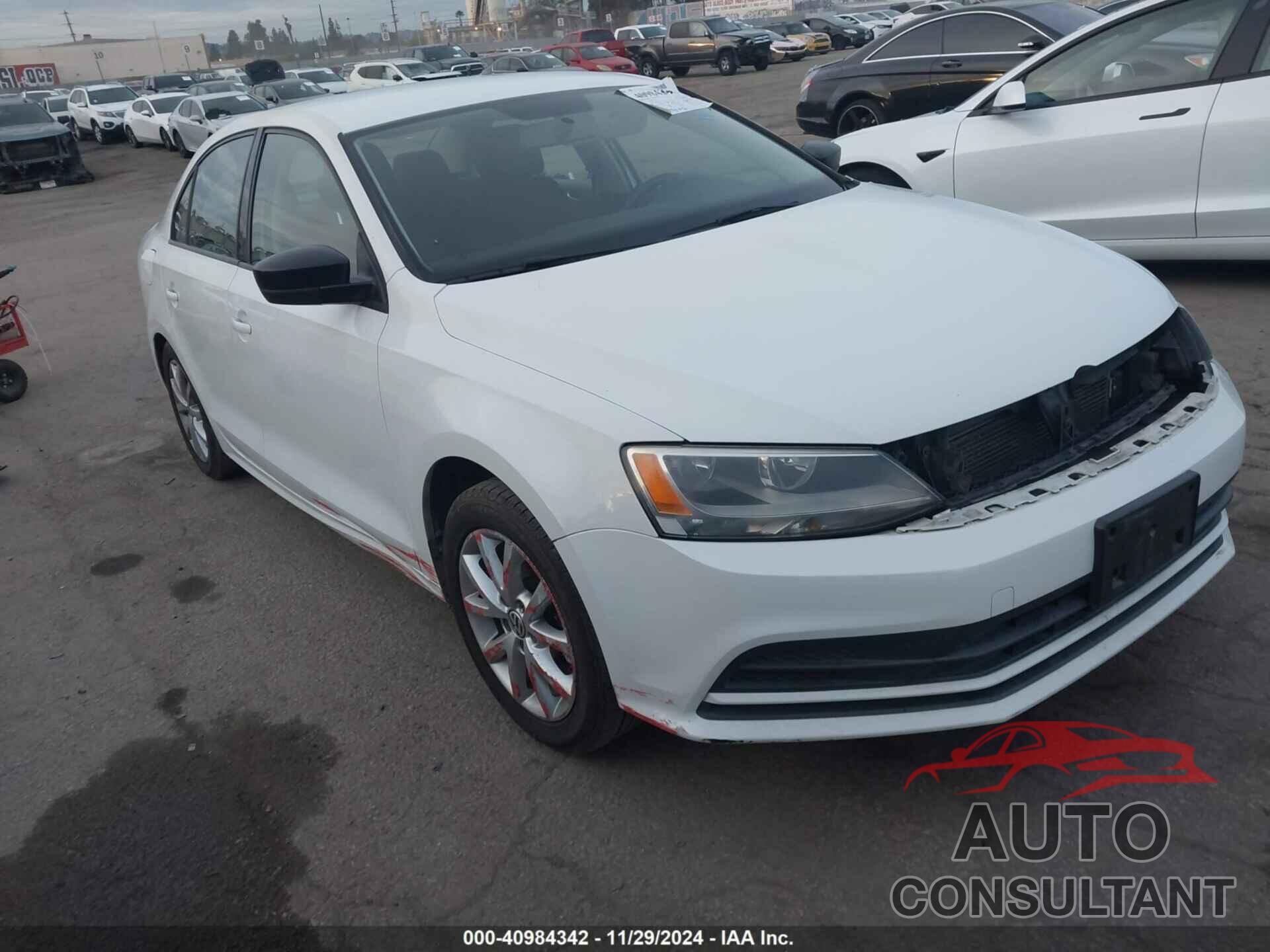 VOLKSWAGEN JETTA 2015 - 3VWD17AJ5FM265658