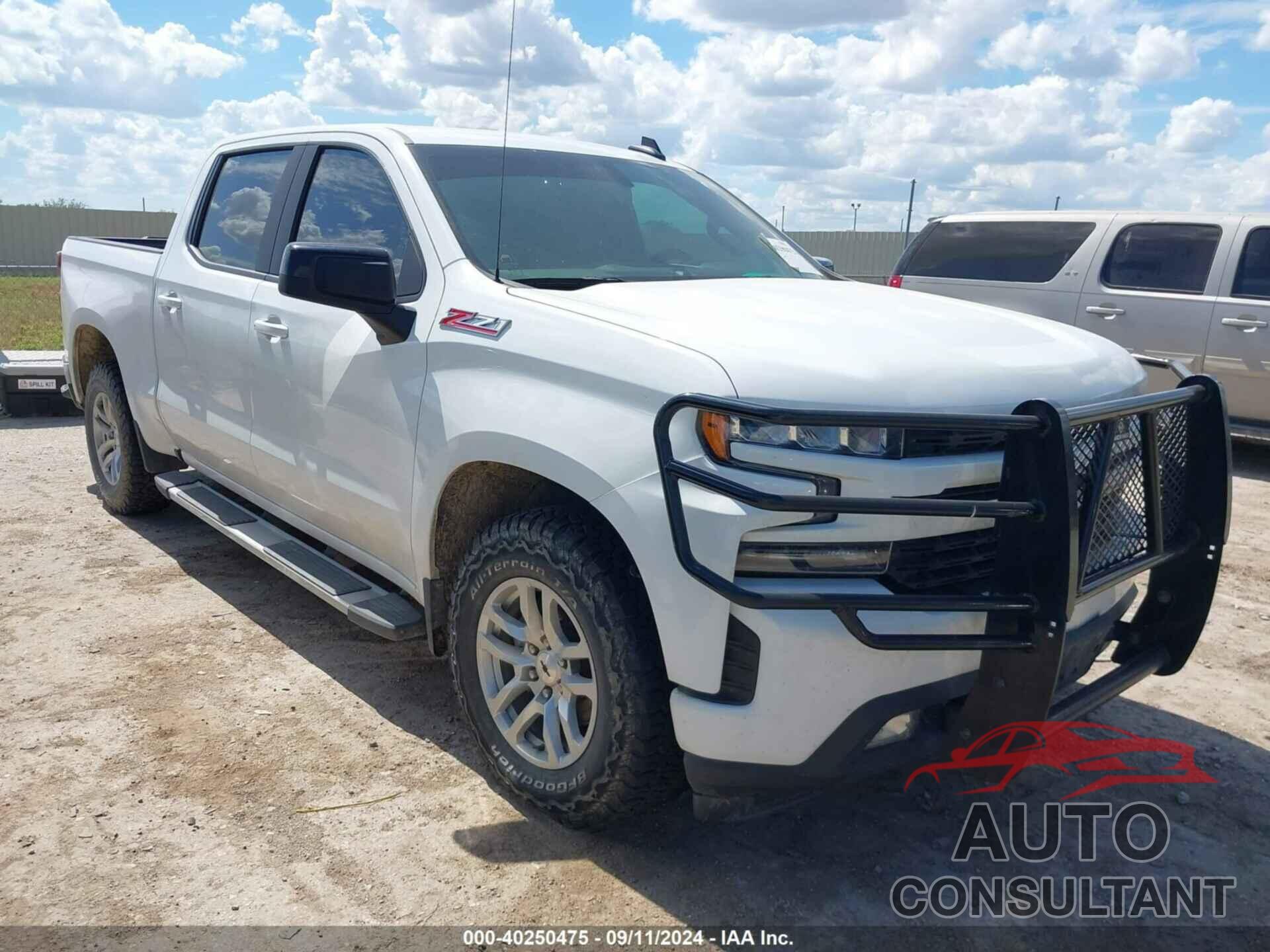 CHEVROLET SILVERADO 1500 2019 - 1GCUYEED6KZ154617