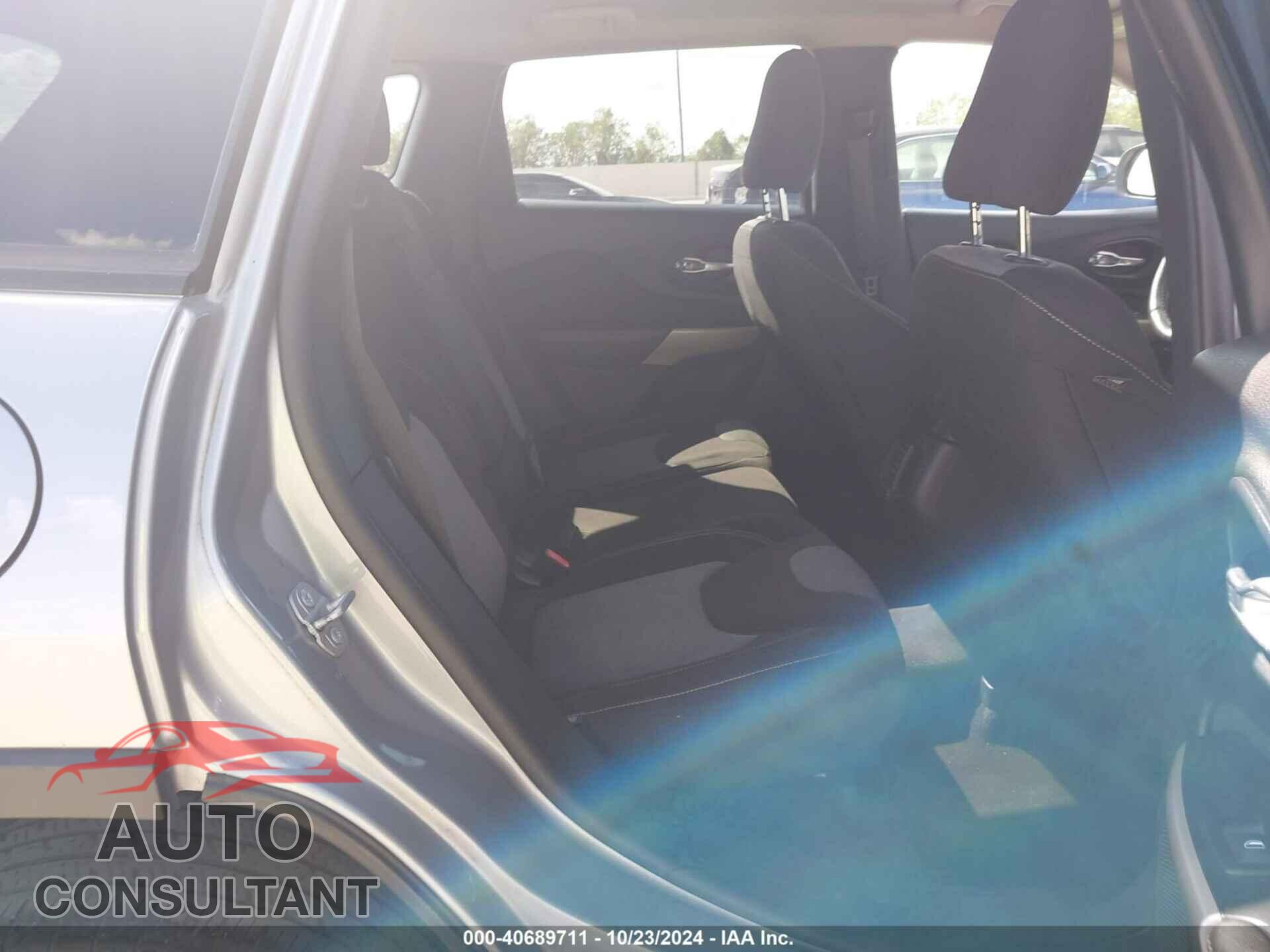 JEEP CHEROKEE 2018 - 1C4PJLCB5JD542425