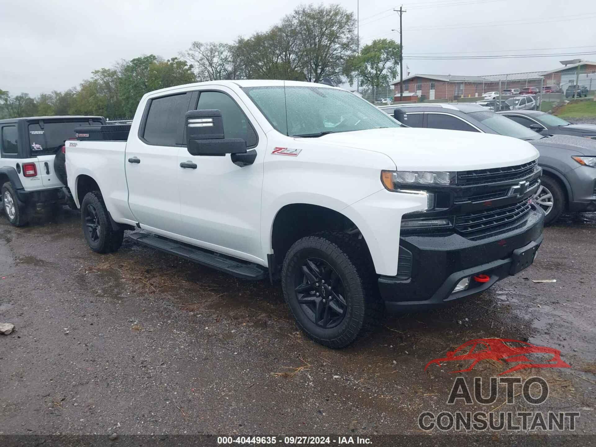 CHEVROLET SILVERADO 1500 2021 - 1GCPYFED0MZ203834