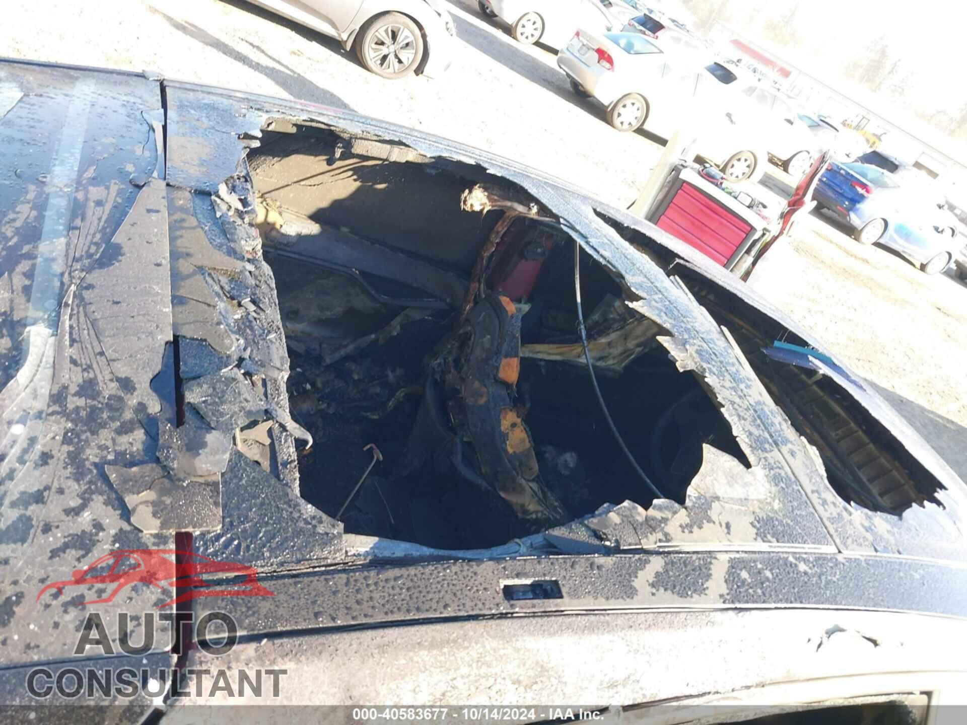 TESLA MODEL S 2018 - 5YJSA1E43JF258684