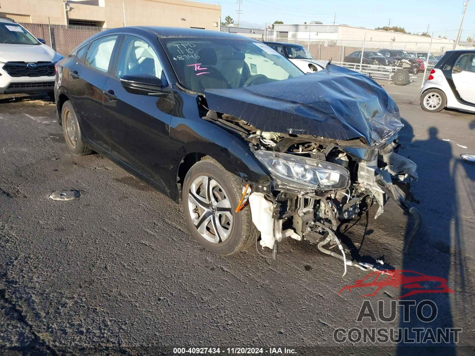 HONDA CIVIC 2018 - 2HGFC2F56JH508746