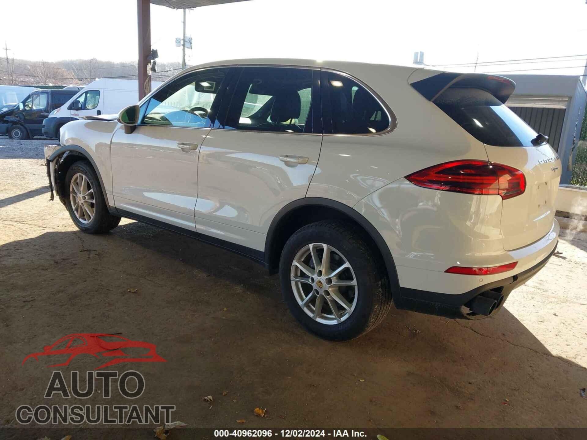 PORSCHE CAYENNE 2016 - WP1AA2A22GLA03289