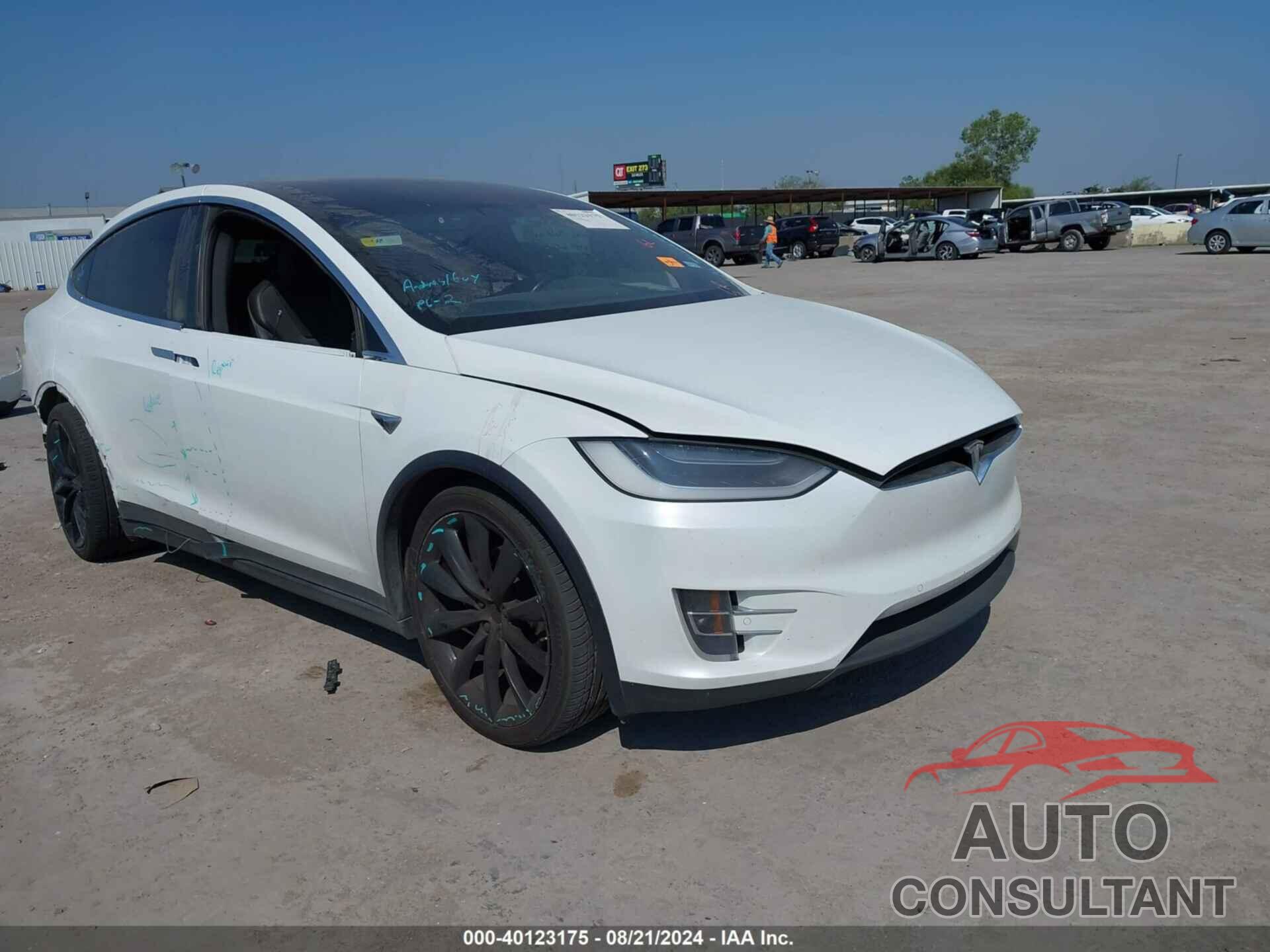 TESLA MODEL X 2018 - 5YJXCBE26JF087949