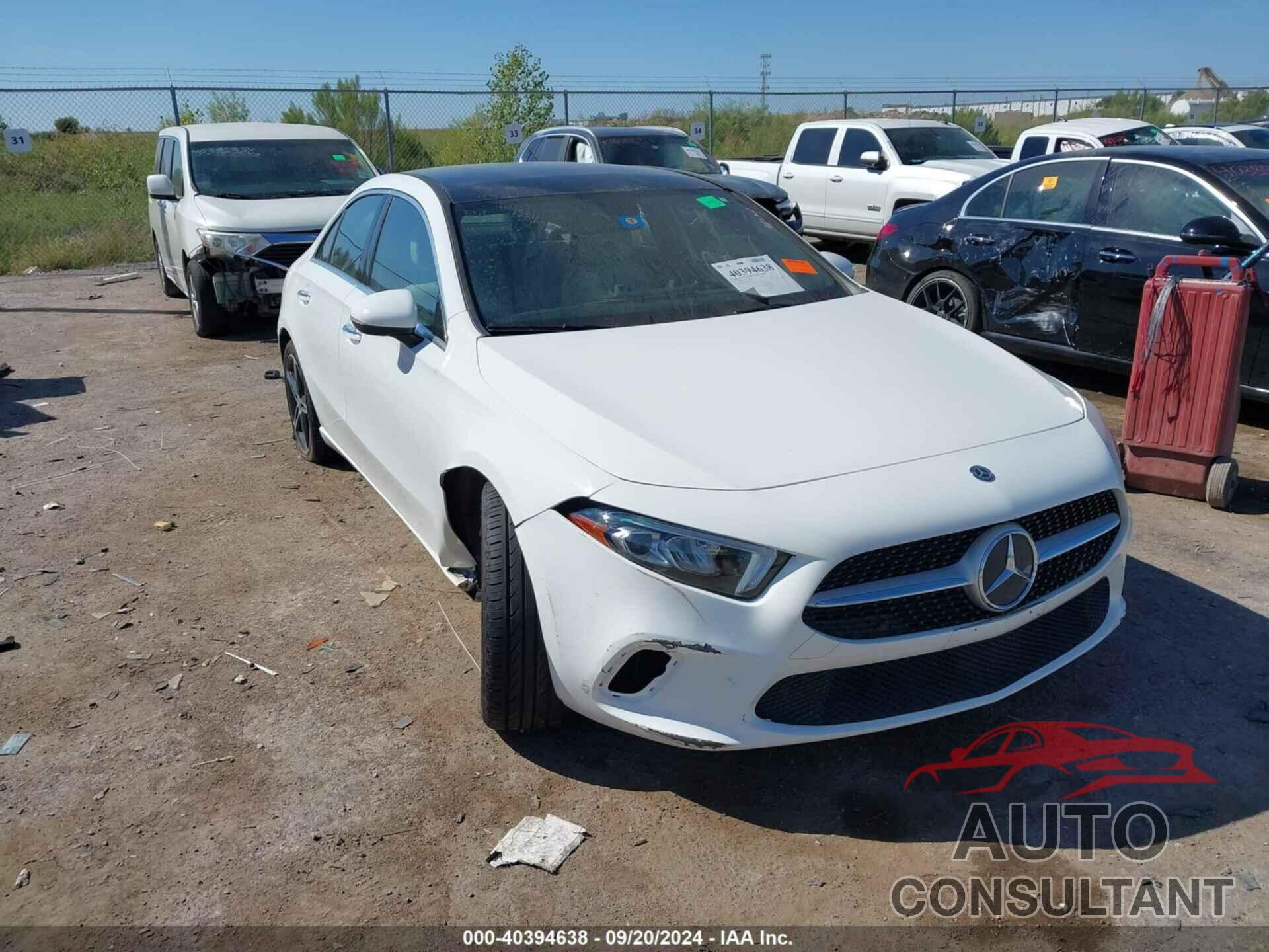 MERCEDES-BENZ A 220 2019 - WDD3G4EB9KW035216