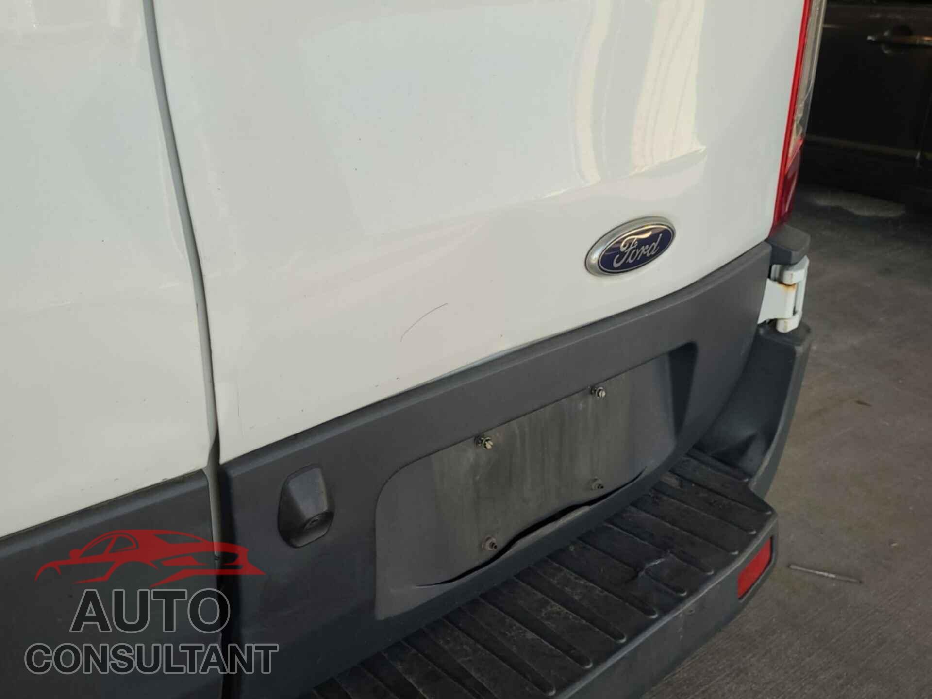 FORD TRANSIT-250 2017 - 1FTYR1ZM0HKB46192