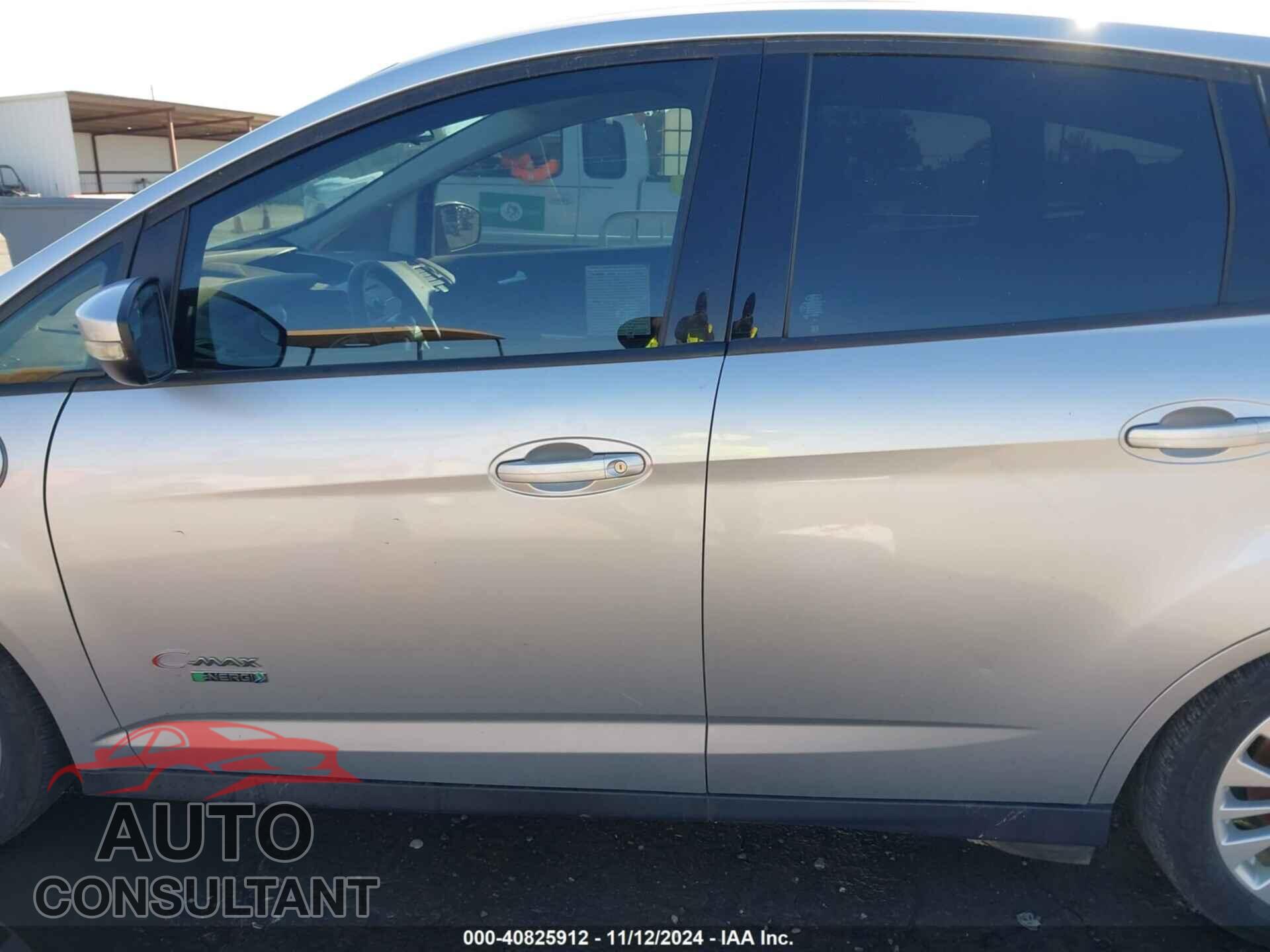 FORD C-MAX ENERGI 2017 - 1FADP5EU2HL103829