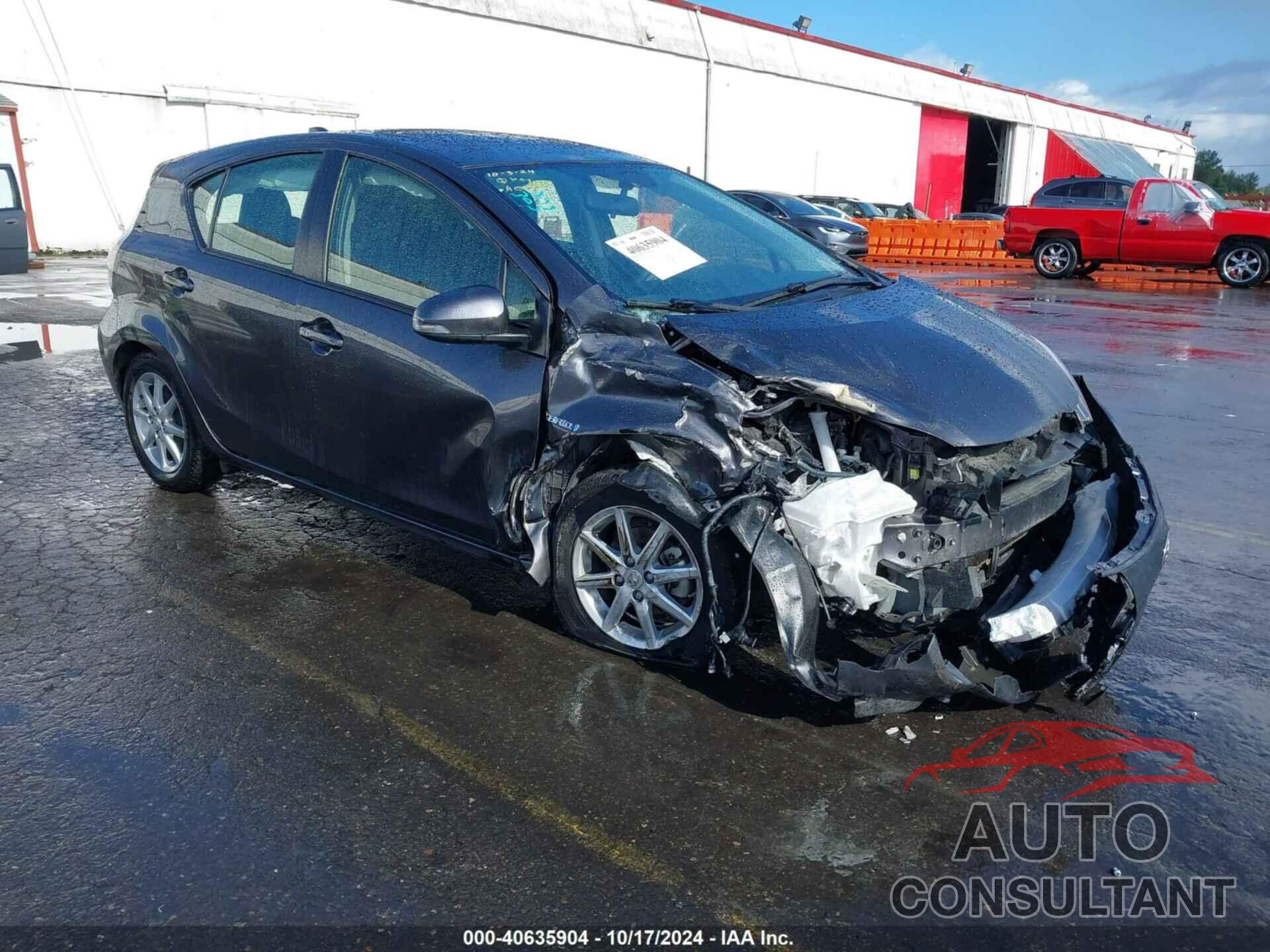 TOYOTA PRIUS C 2015 - JTDKDTB32F1098876