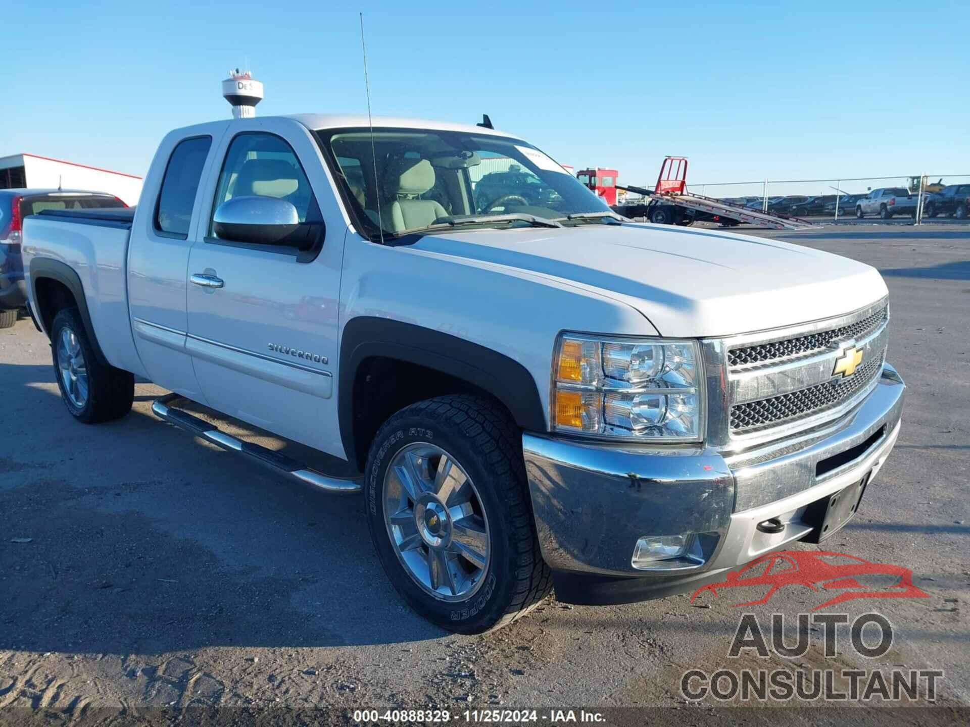 CHEVROLET SILVERADO 1500 2012 - 1GCRKSE79CZ121502
