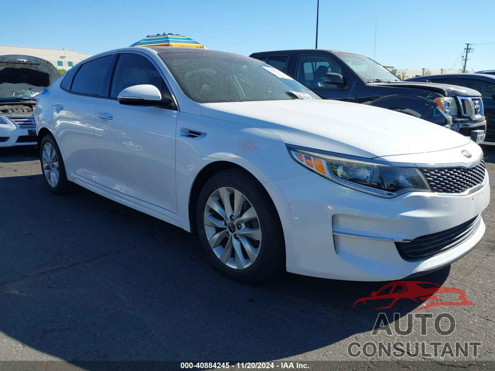 KIA OPTIMA 2018 - 5XXGU4L37JG218551