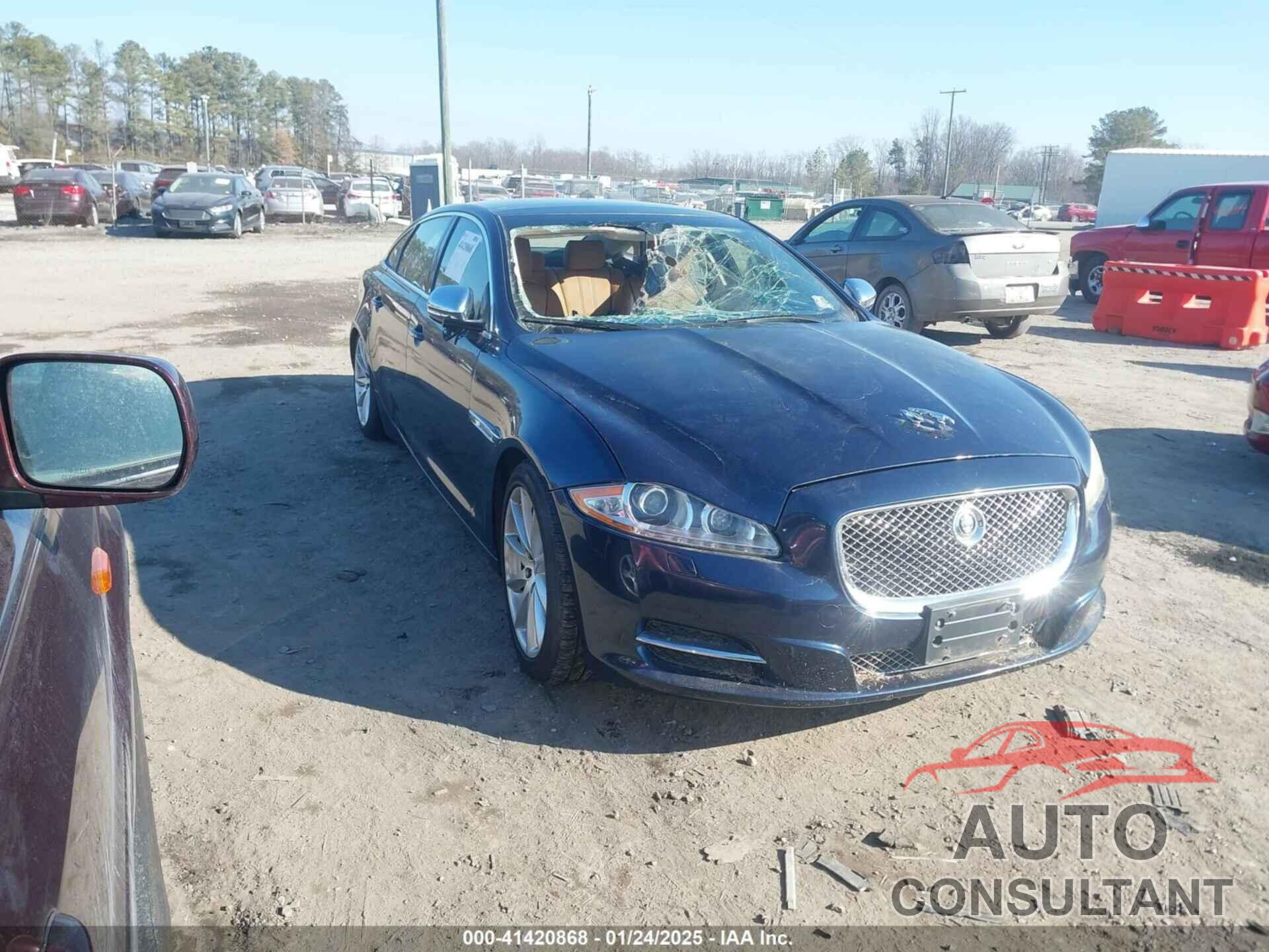 JAGUAR XJ 2011 - SAJWA2GB7BLV09743