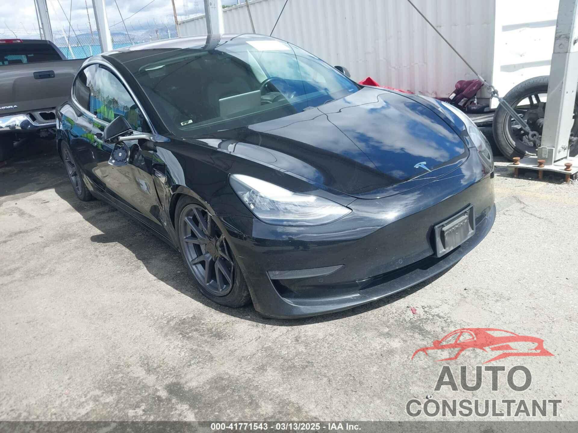 TESLA MODEL 3 2019 - 5YJ3E1EA3KF325056