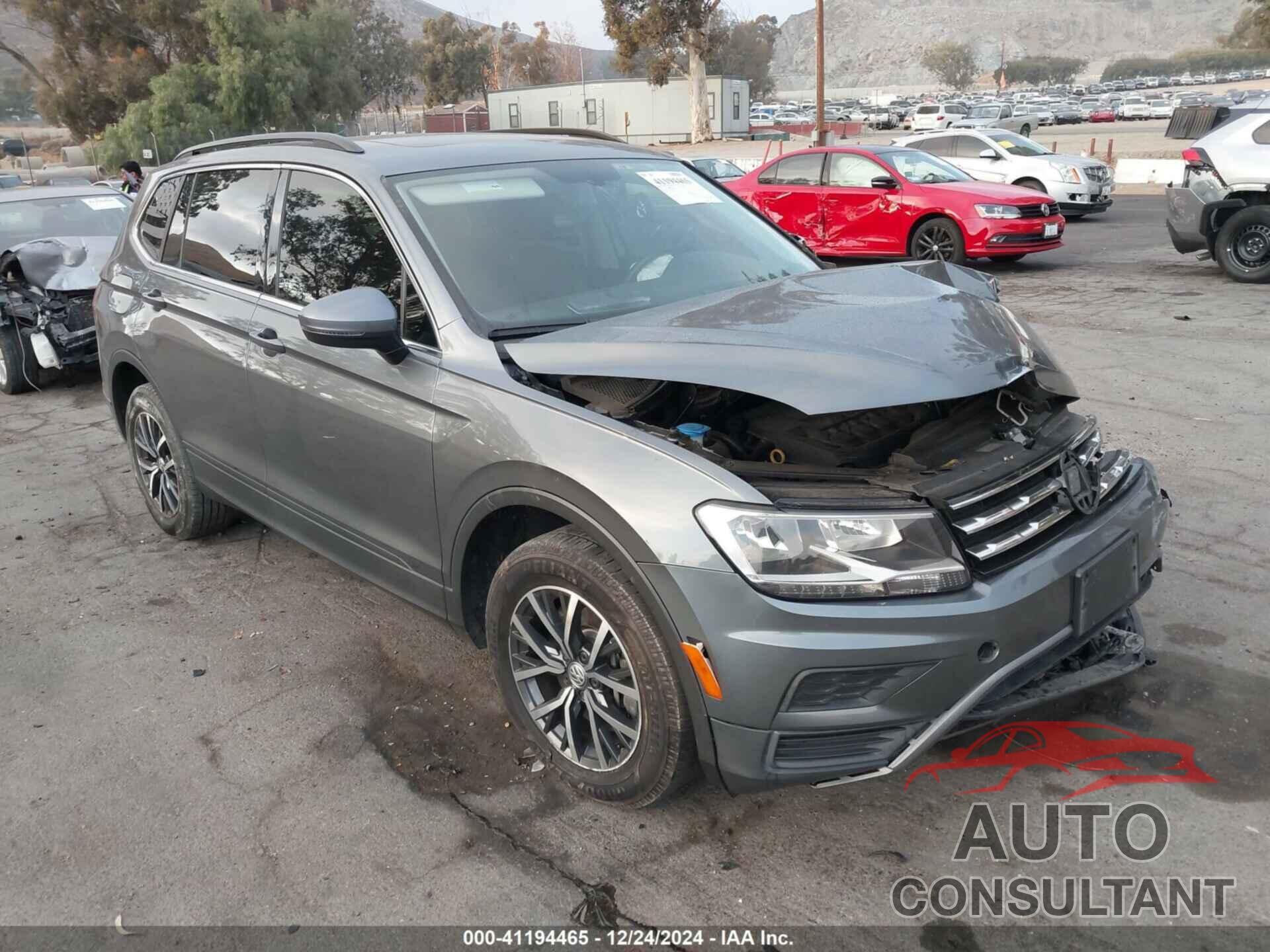 VOLKSWAGEN TIGUAN 2019 - 3VV3B7AX4KM072932