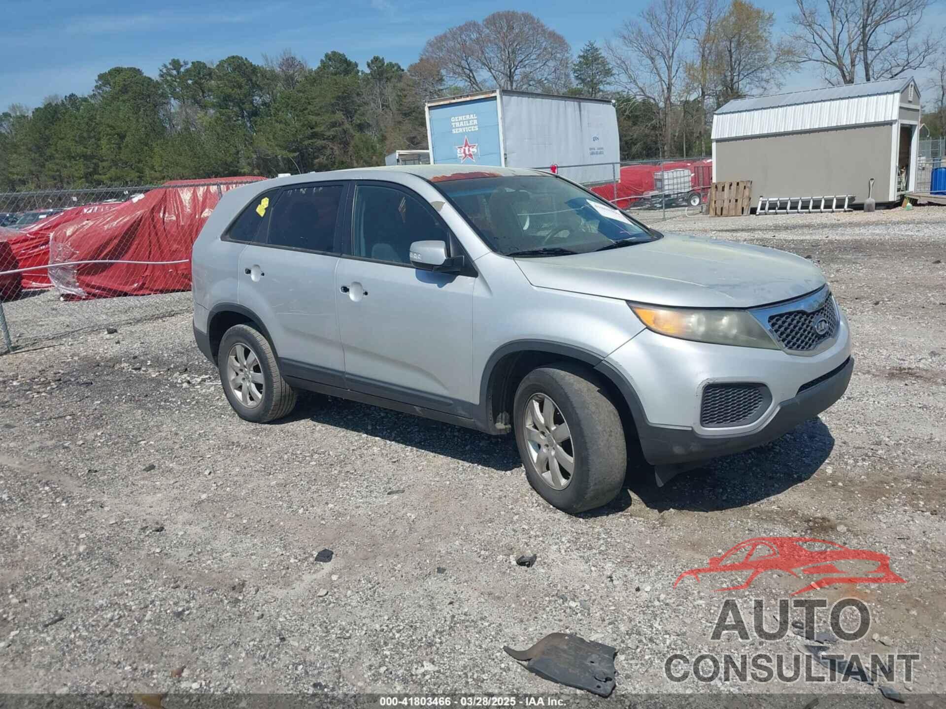 KIA SORENTO 2013 - 5XYKT3A10DG379008