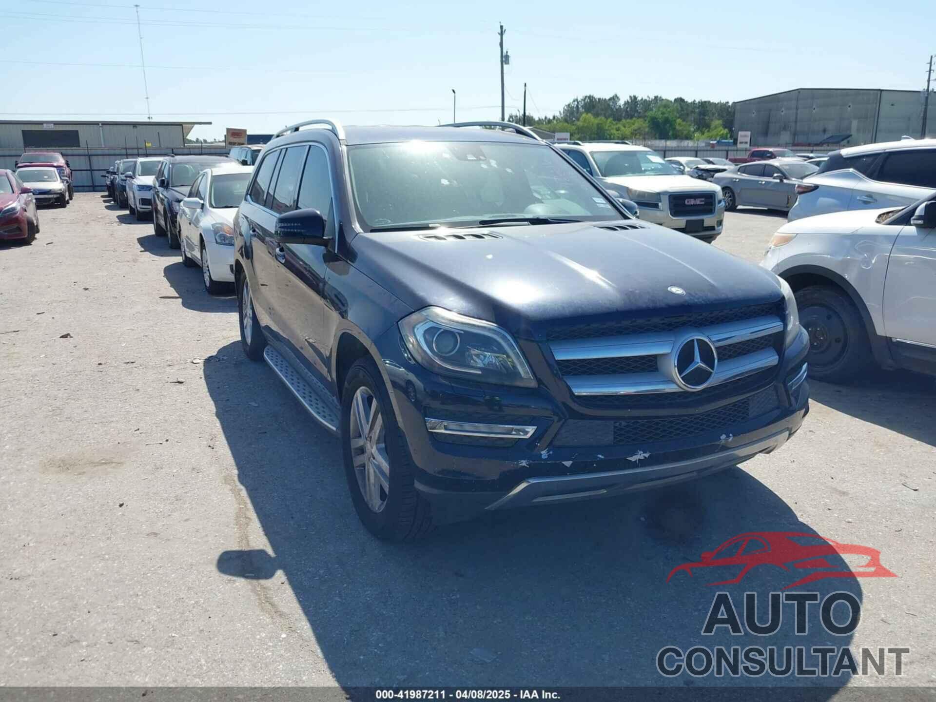MERCEDES-BENZ GL 450 2013 - 4JGDF7CE7DA151011