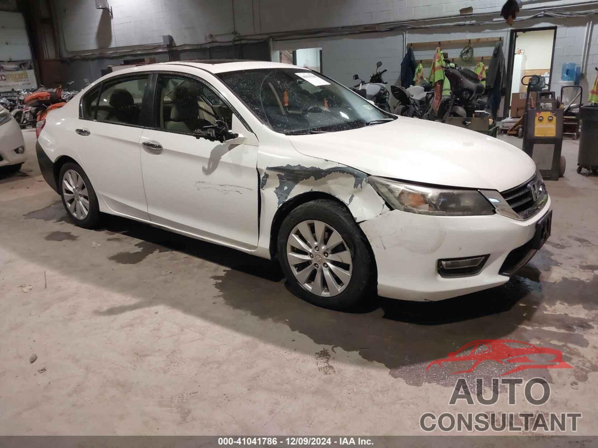 HONDA ACCORD 2013 - 1HGCR2F71DA017894