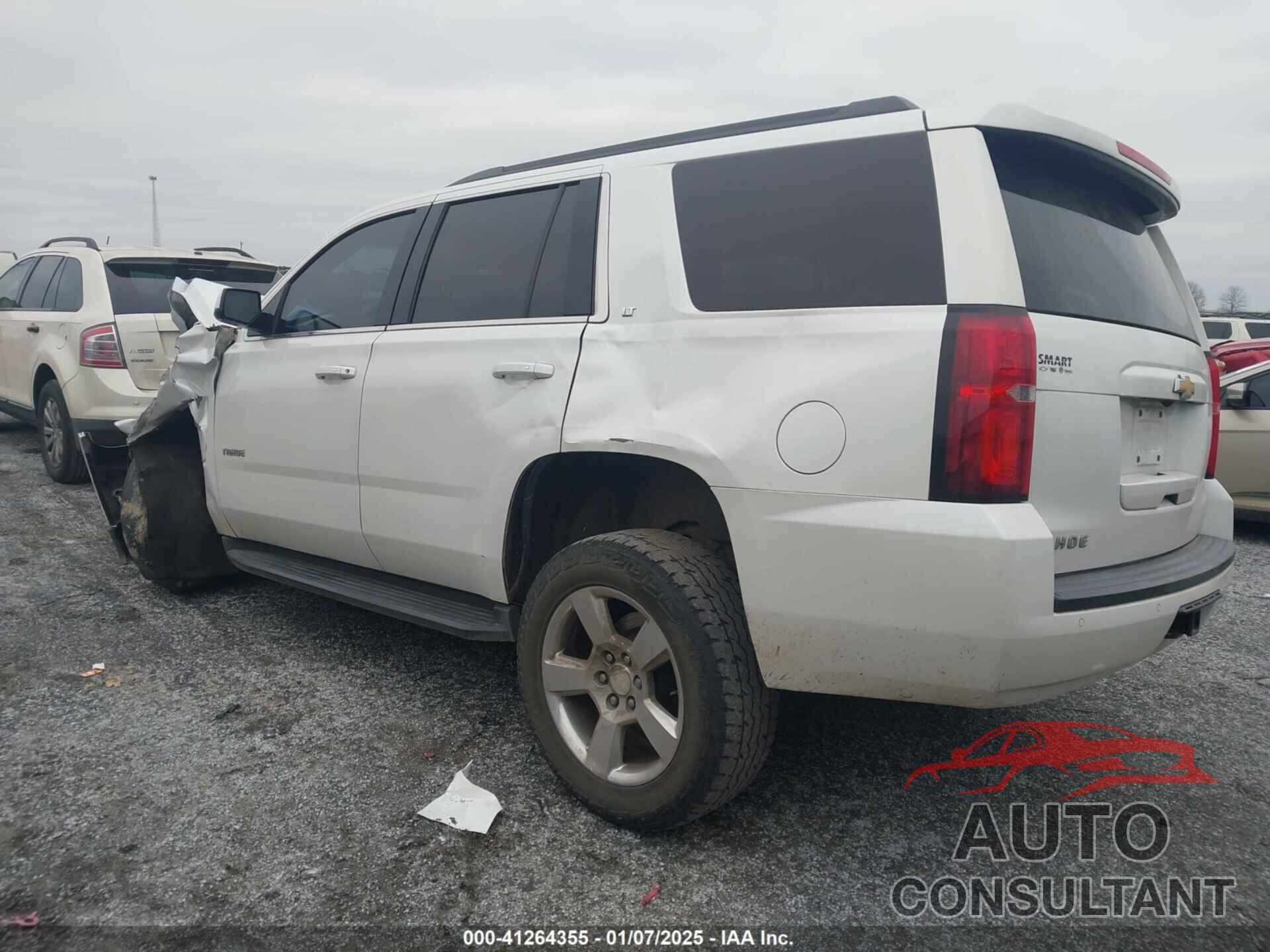 CHEVROLET TAHOE 2017 - 1GNSCBKC8HR124132