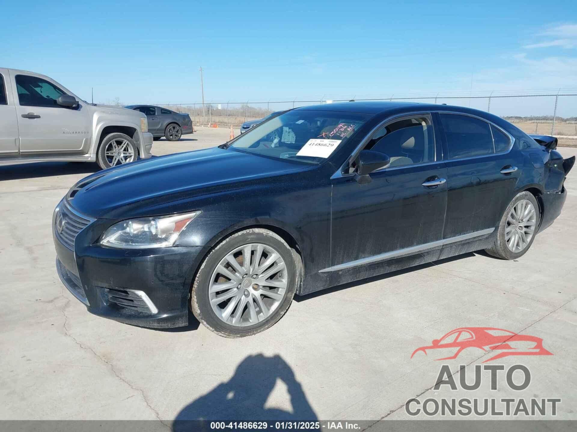 LEXUS LS 460 2016 - JTHBL5EF8G5140660