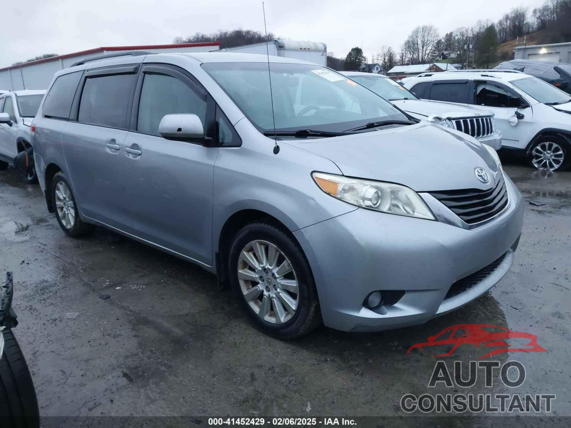 TOYOTA SIENNA 2012 - 5TDJK3DC2CS048282