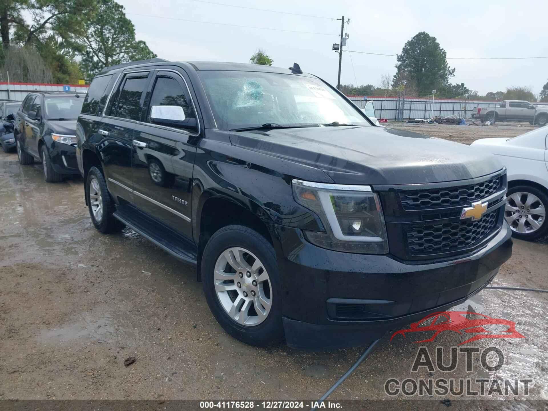 CHEVROLET TAHOE 2017 - 1GNSKBKC3HR135025