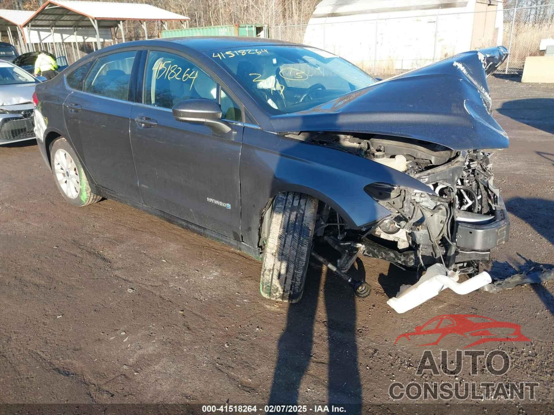 FORD FUSION HYBRID 2019 - 3FA6P0LU0KR162935