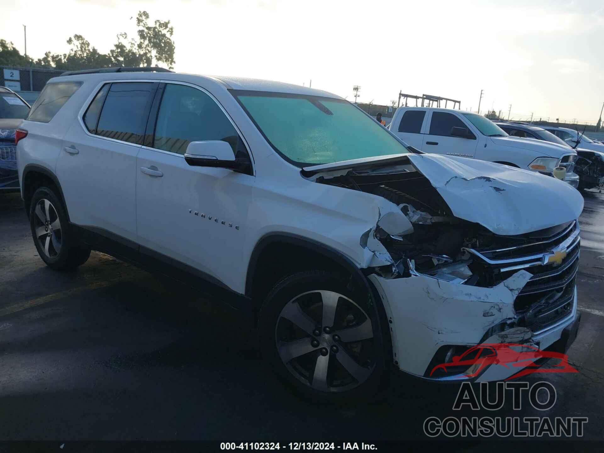 CHEVROLET TRAVERSE 2019 - 1GNERHKW6KJ140151