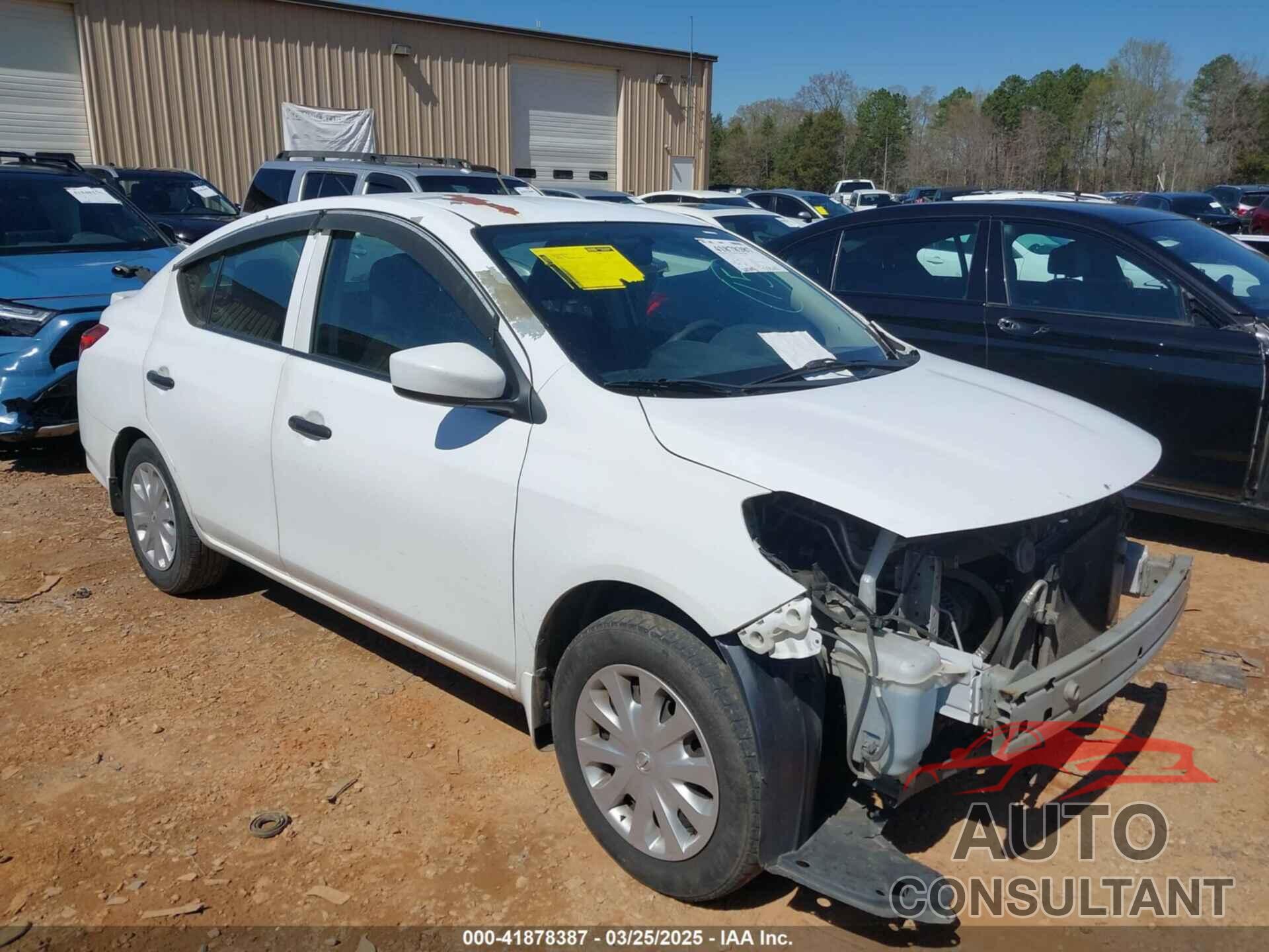 NISSAN VERSA 2018 - 3N1CN7AP5JL819838