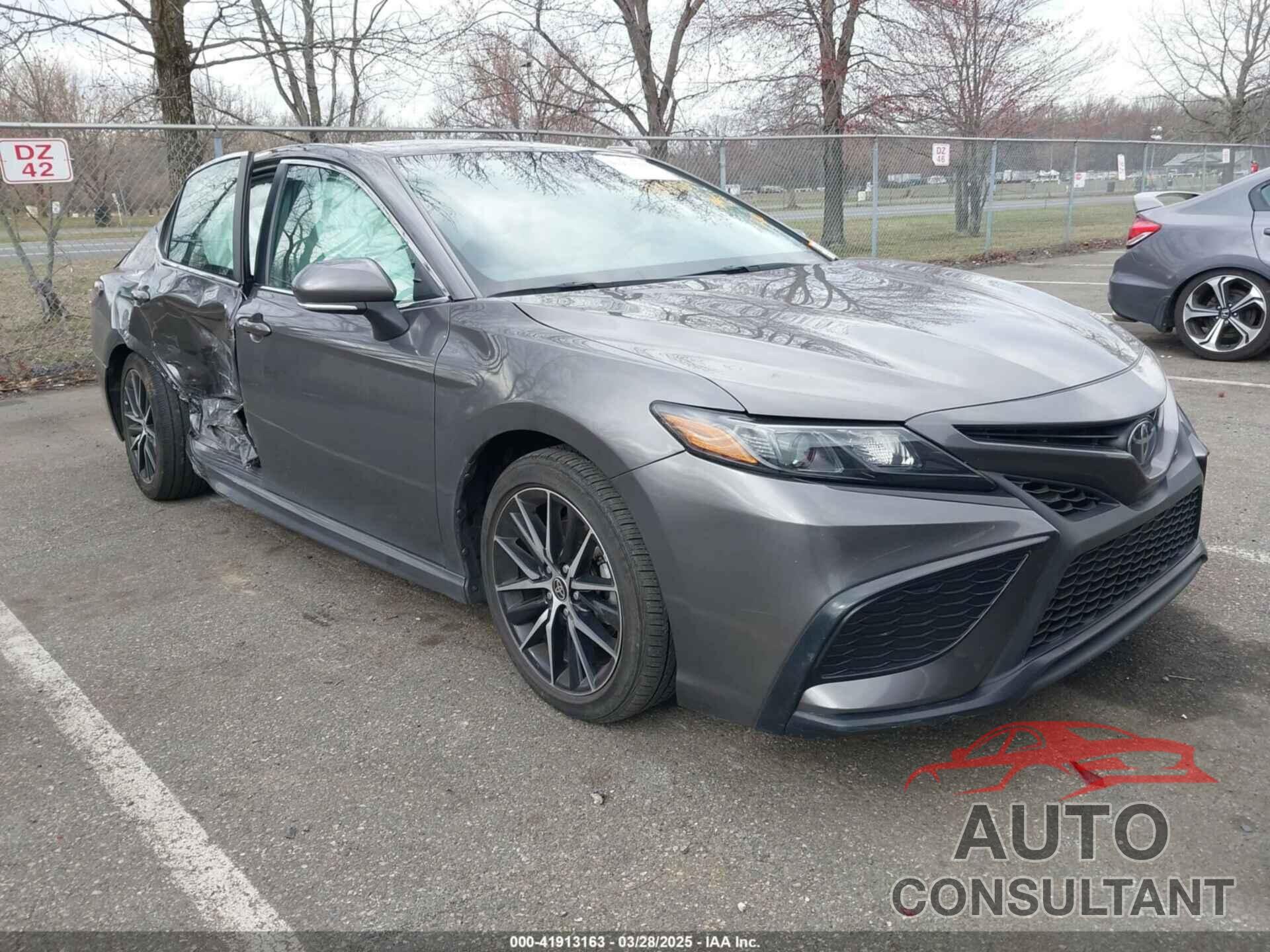 TOYOTA CAMRY 2023 - 4T1G11AK0PU078617