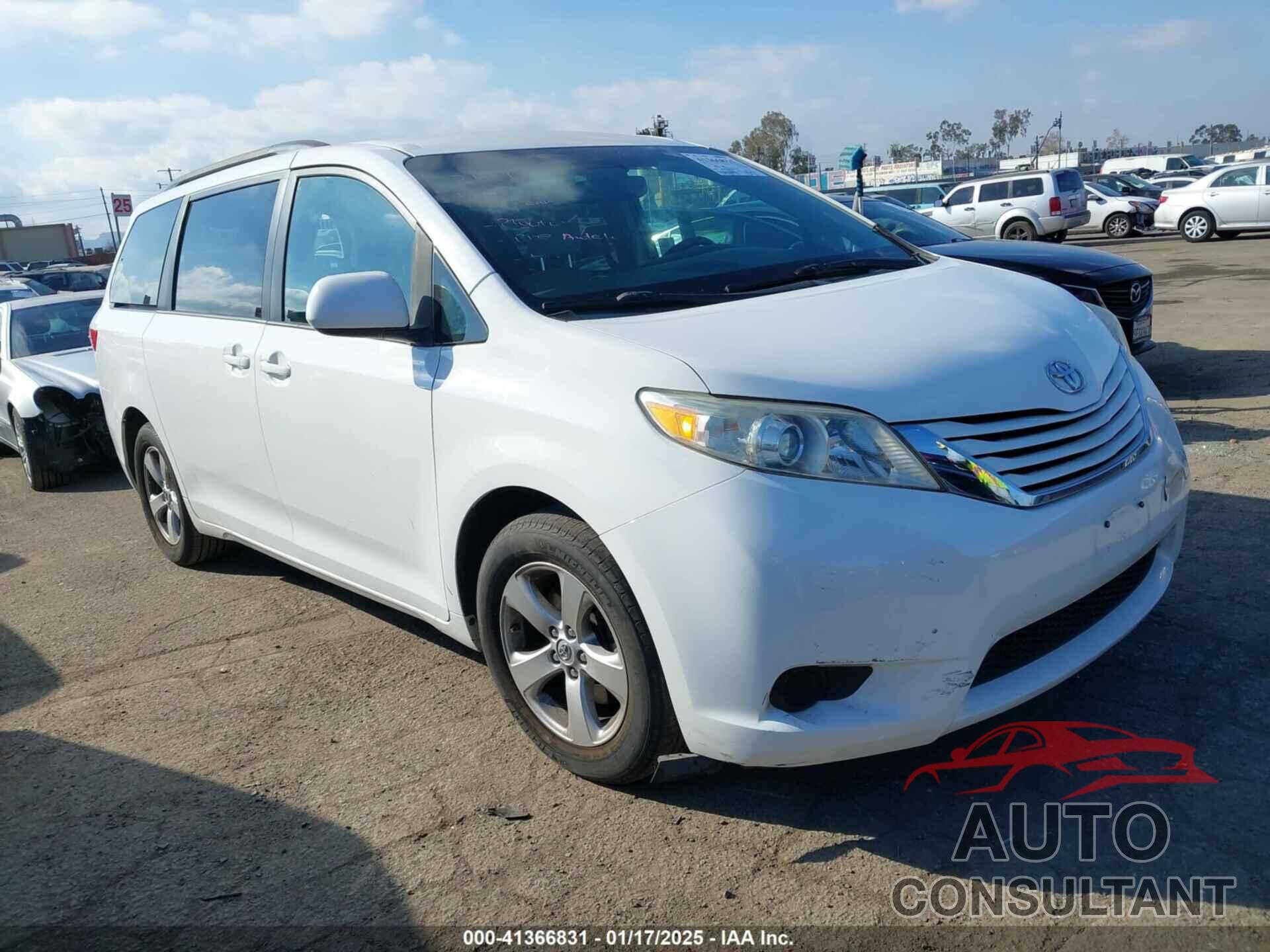 TOYOTA SIENNA 2015 - 5TDKK3DC8FS633943