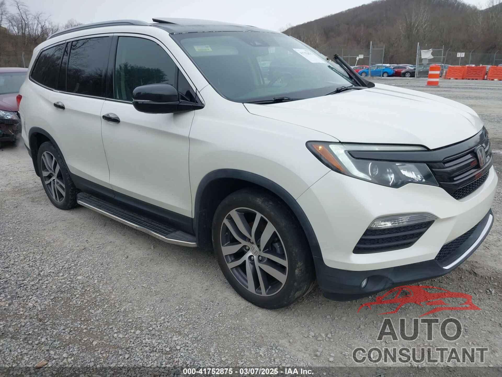 HONDA PILOT 2017 - 5FNYF6H06HB052125