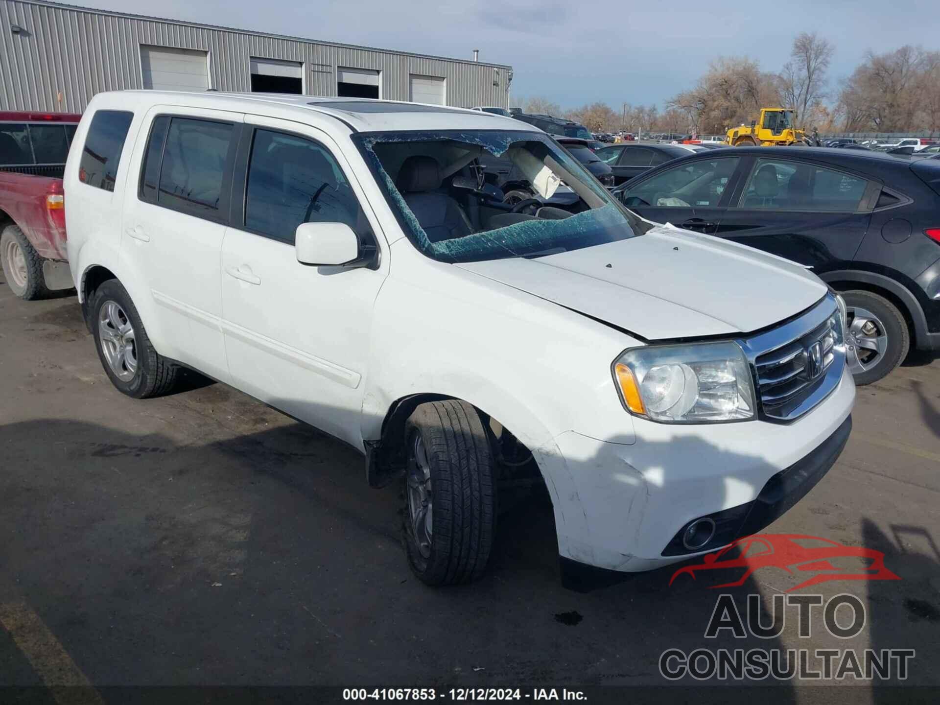 HONDA PILOT 2015 - 5FNYF4H56FB042238