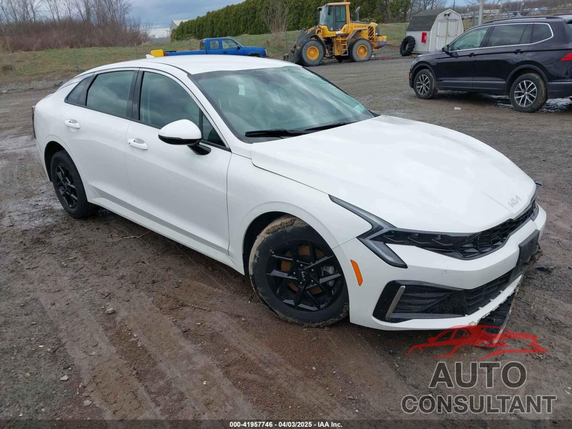 KIA K5 2025 - KNAG24J79S5296537