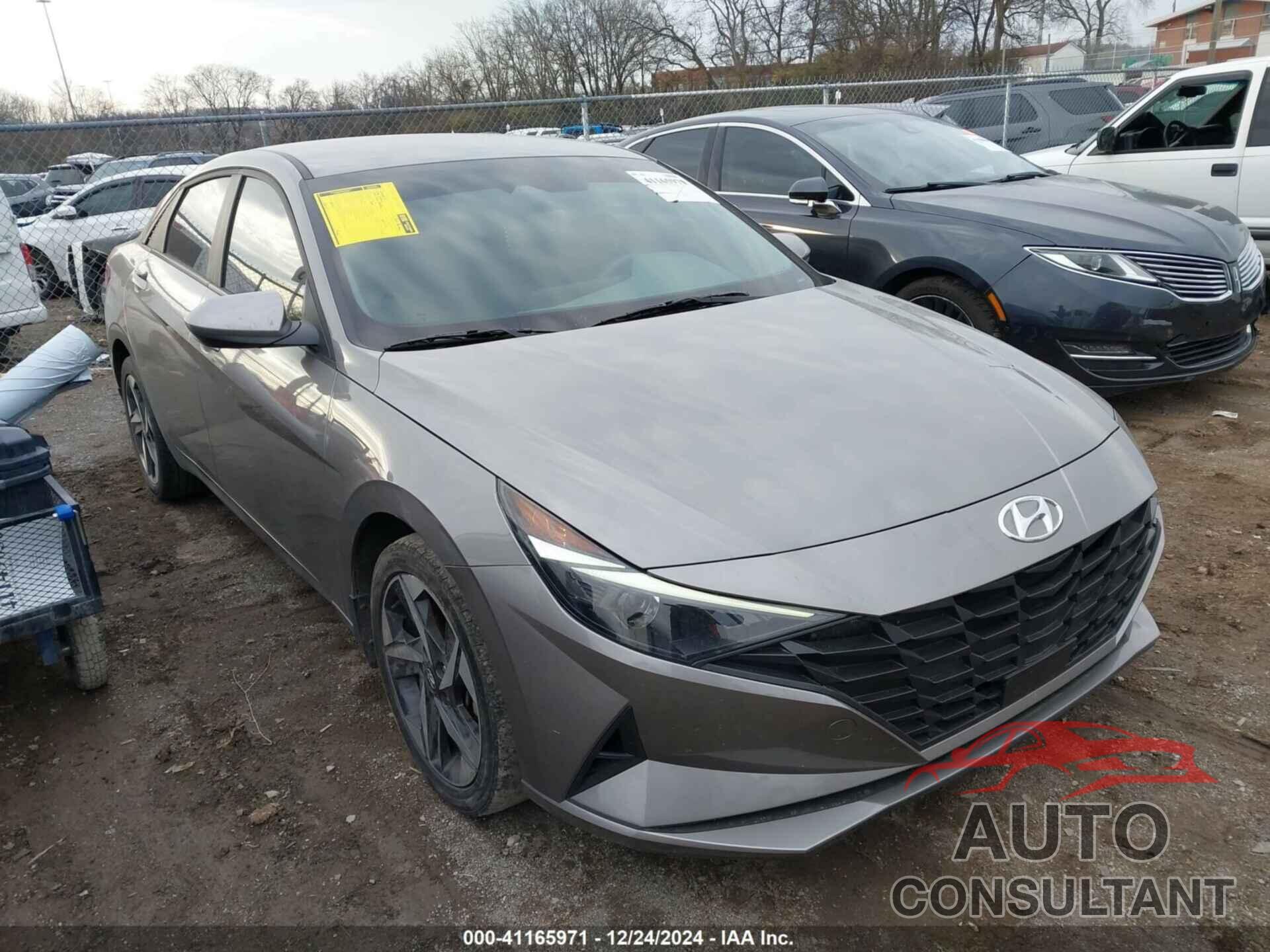 HYUNDAI ELANTRA 2023 - KMHLS4AG1PU550168